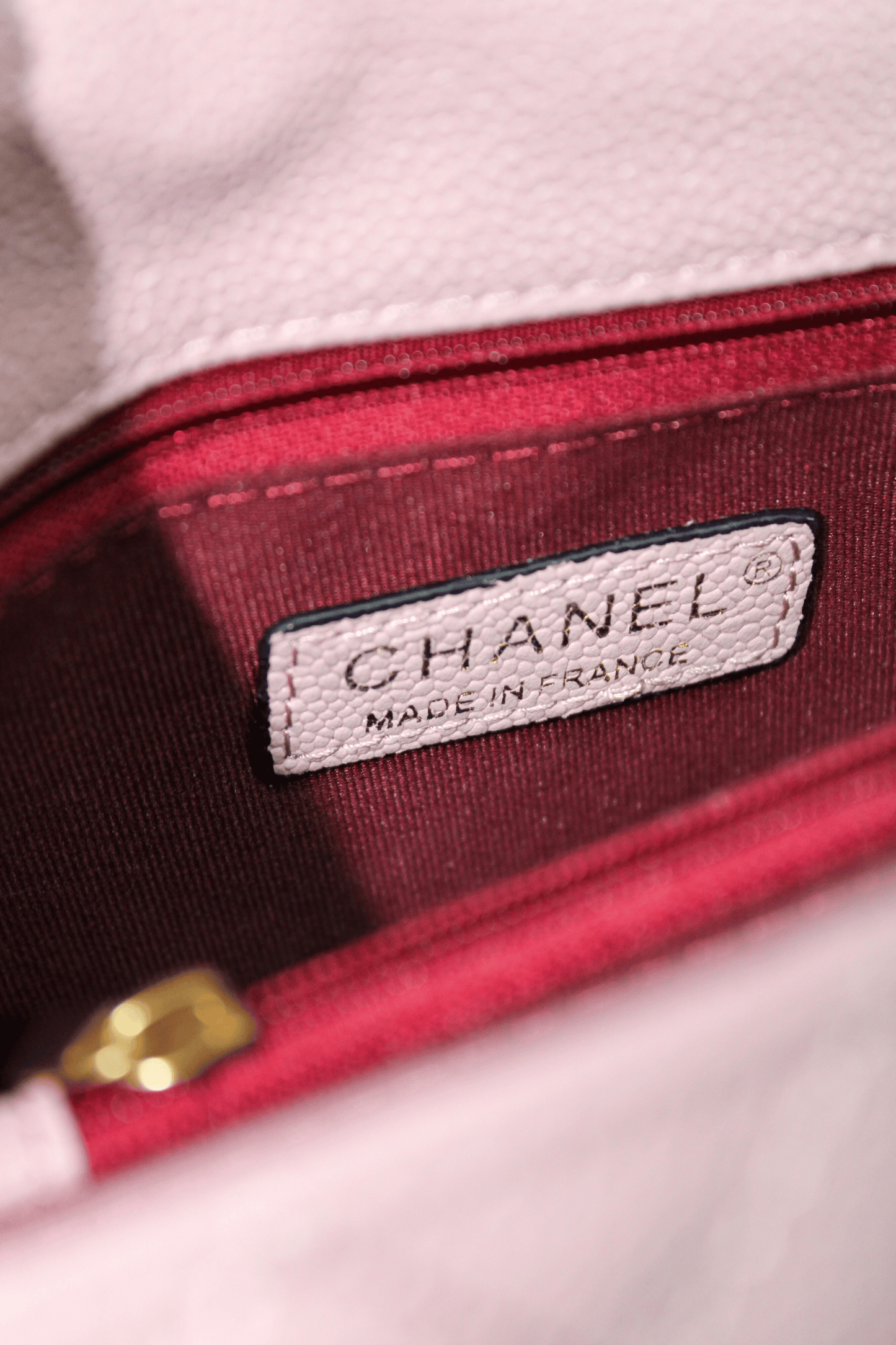 CHANEL Borsa caviar rosa