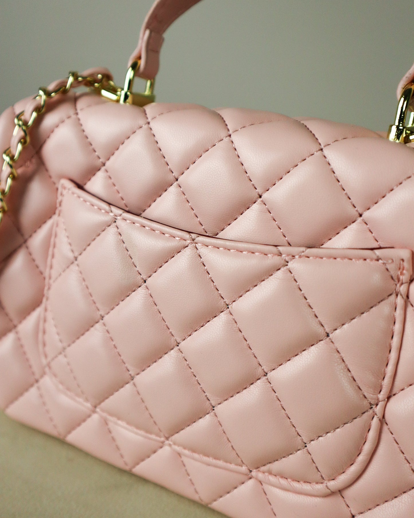 CHANEL Pochette rosa
