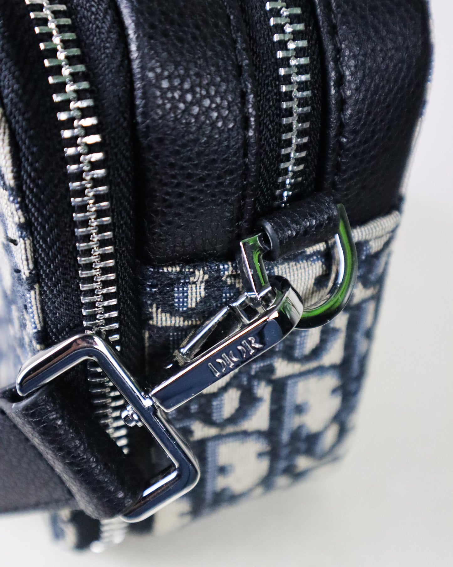 DIOR Borsa a tracolla Safari Jacquard Dior Oblique beige e blu