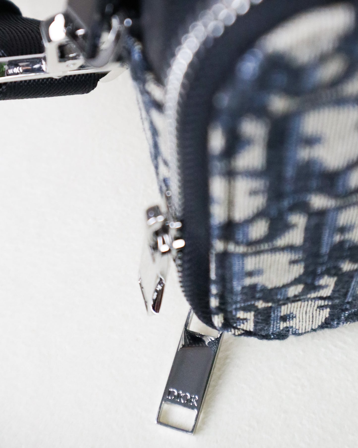 DIOR Borsa a tracolla Safari Jacquard Dior Oblique beige e blu