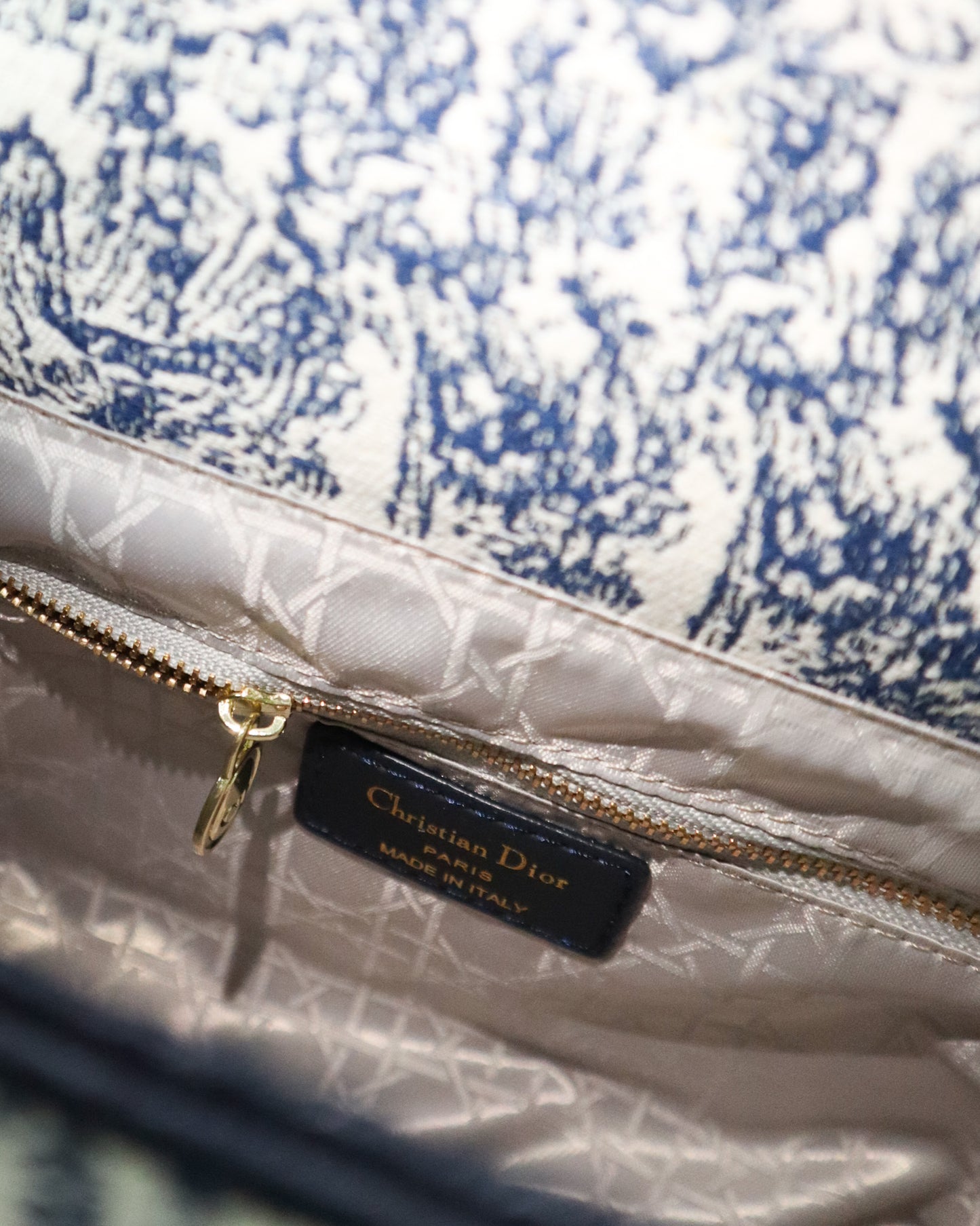 DIOR Borsa media Lady D-Lite Ricamo Plan de Paris blu