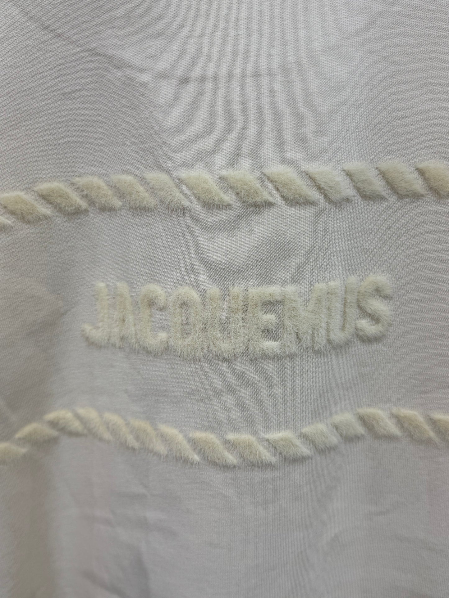 JACQUEMUS Embroided Back Logo T-Shirt