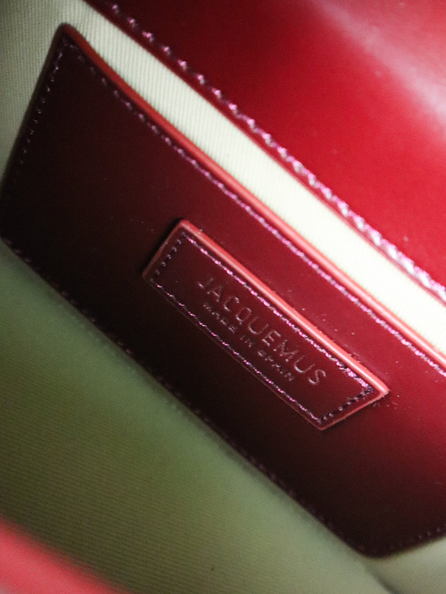 JACQUEMUS Tracolla Le Grand Bambino bordeaux