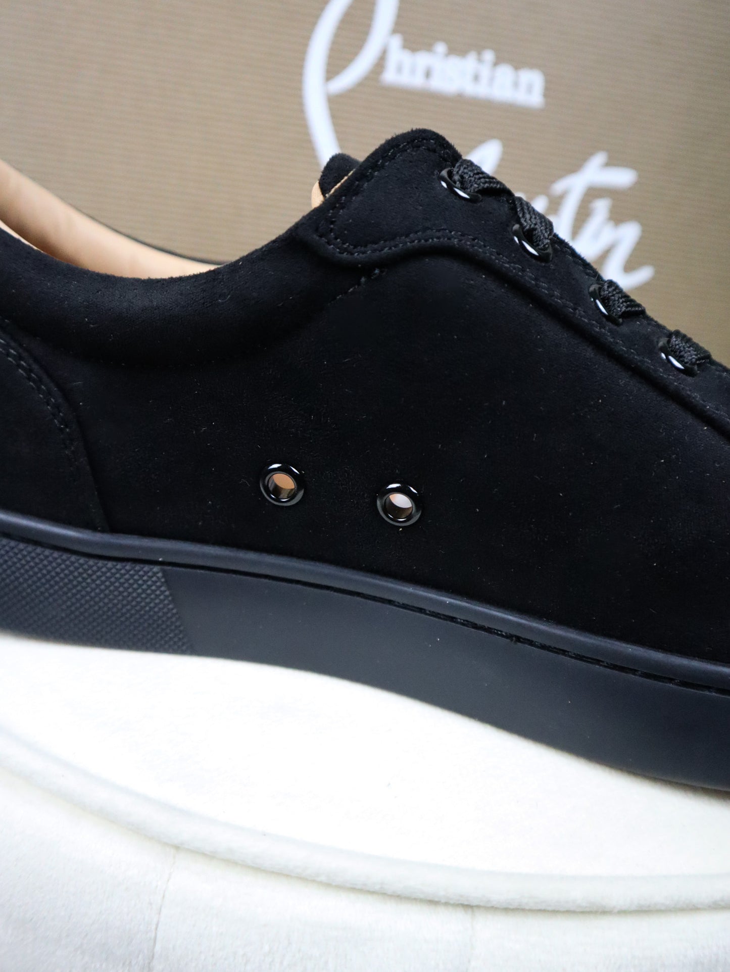 LOUBOUTIN Scarpa nera