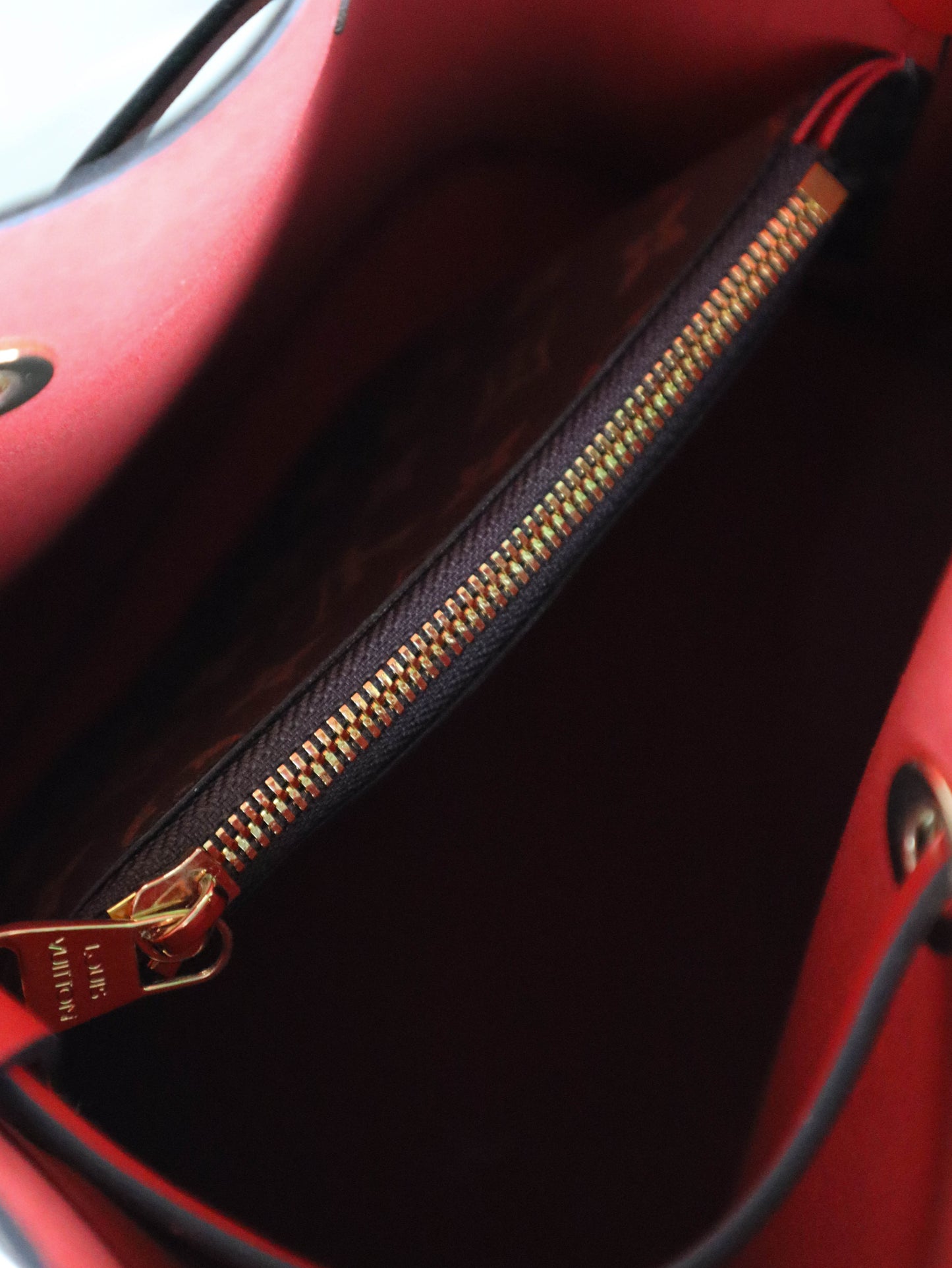 Louis Vuitton Borsa Neonoè monogram rossa