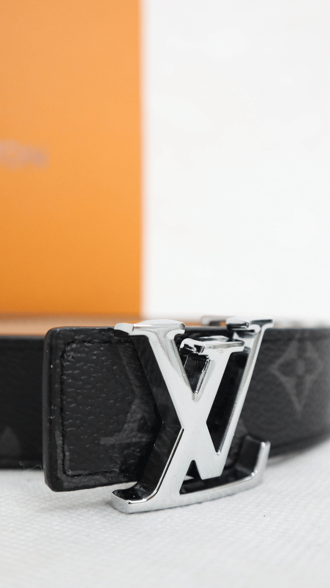 Louis Vuitton Cintura Initiales monogram fibbia argento