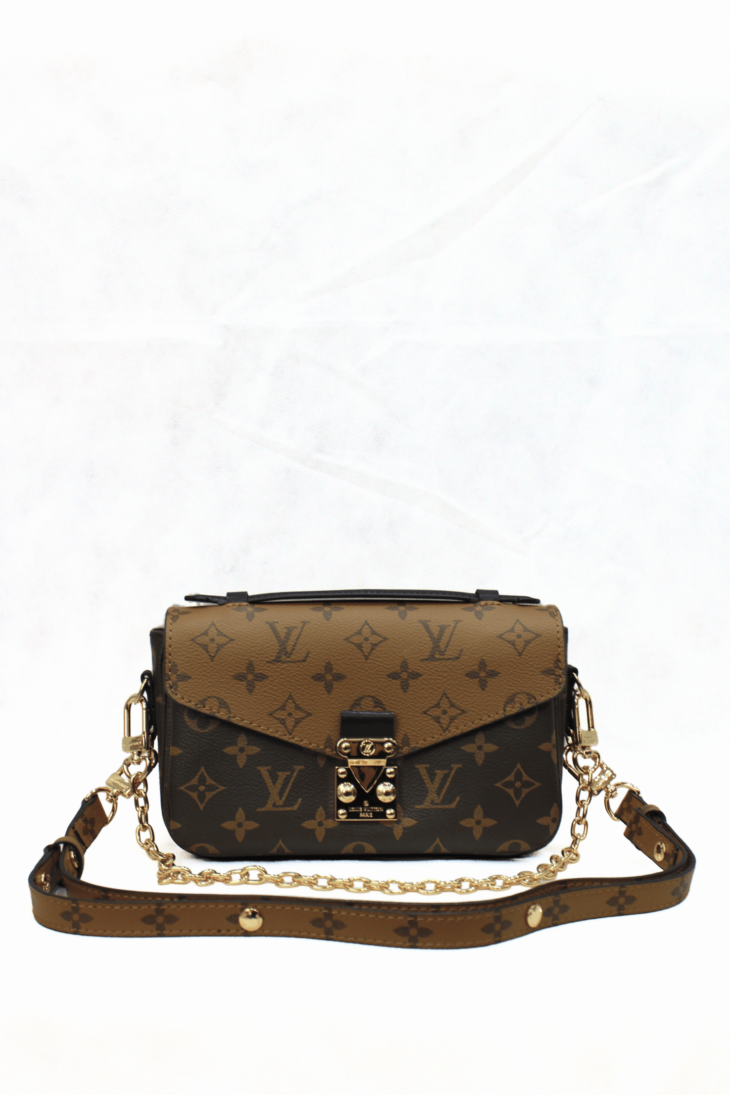 Louis Vuitton Pochette Métis Monogram Reverse Canvas