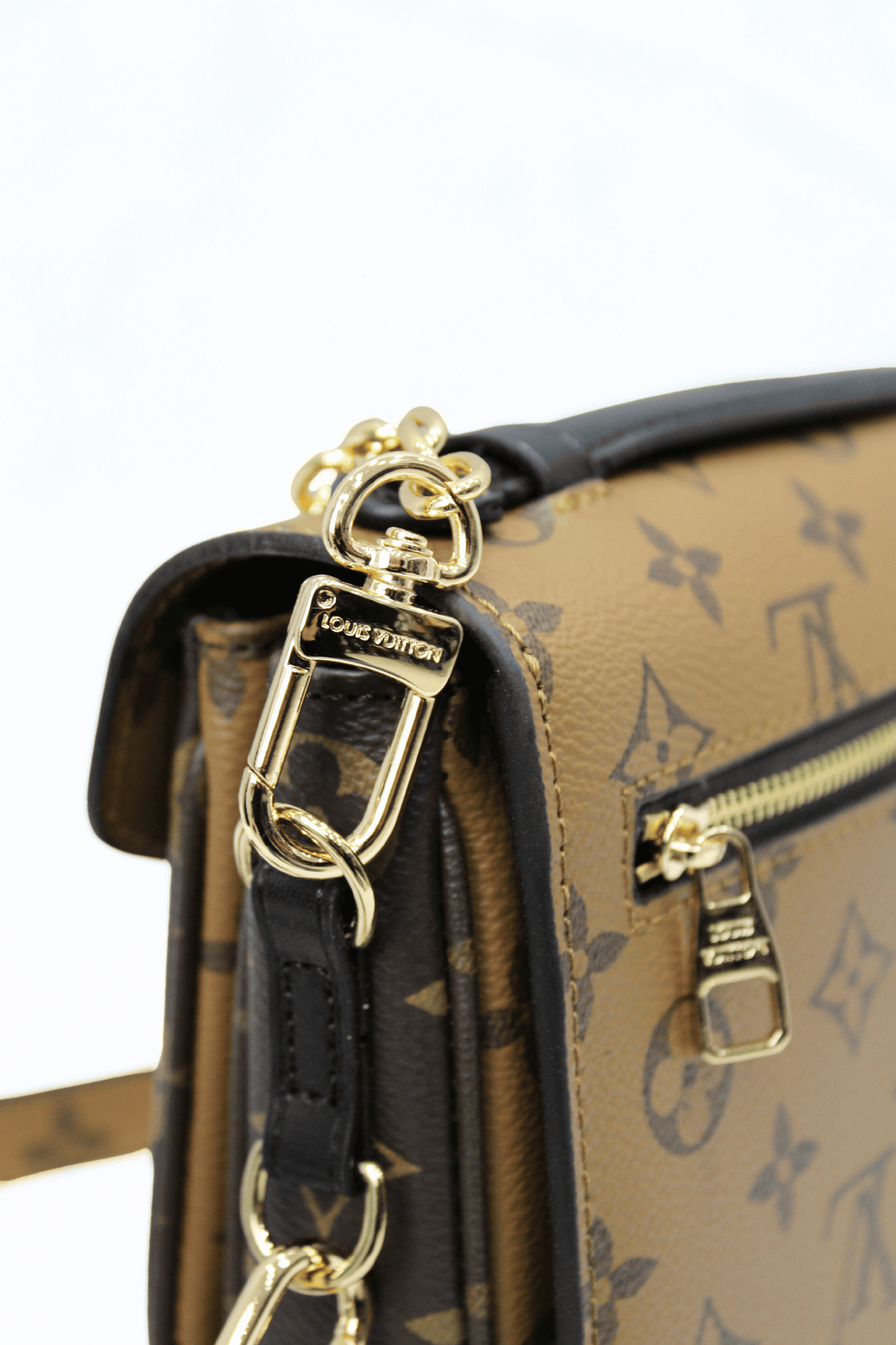 Louis Vuitton Pochette Métis Monogram Reverse Canvas