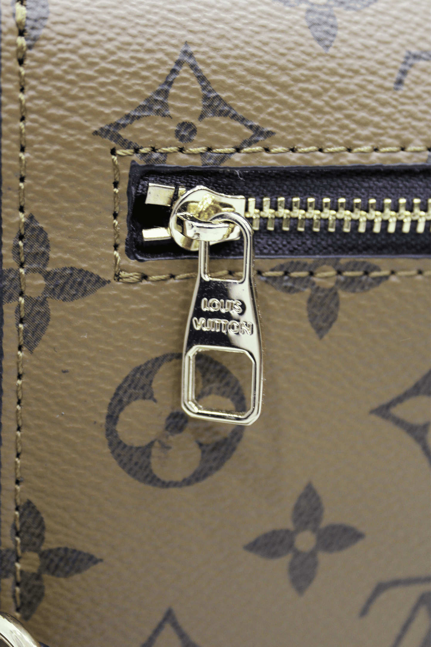 Louis Vuitton Pochette Métis Monogram Reverse Canvas