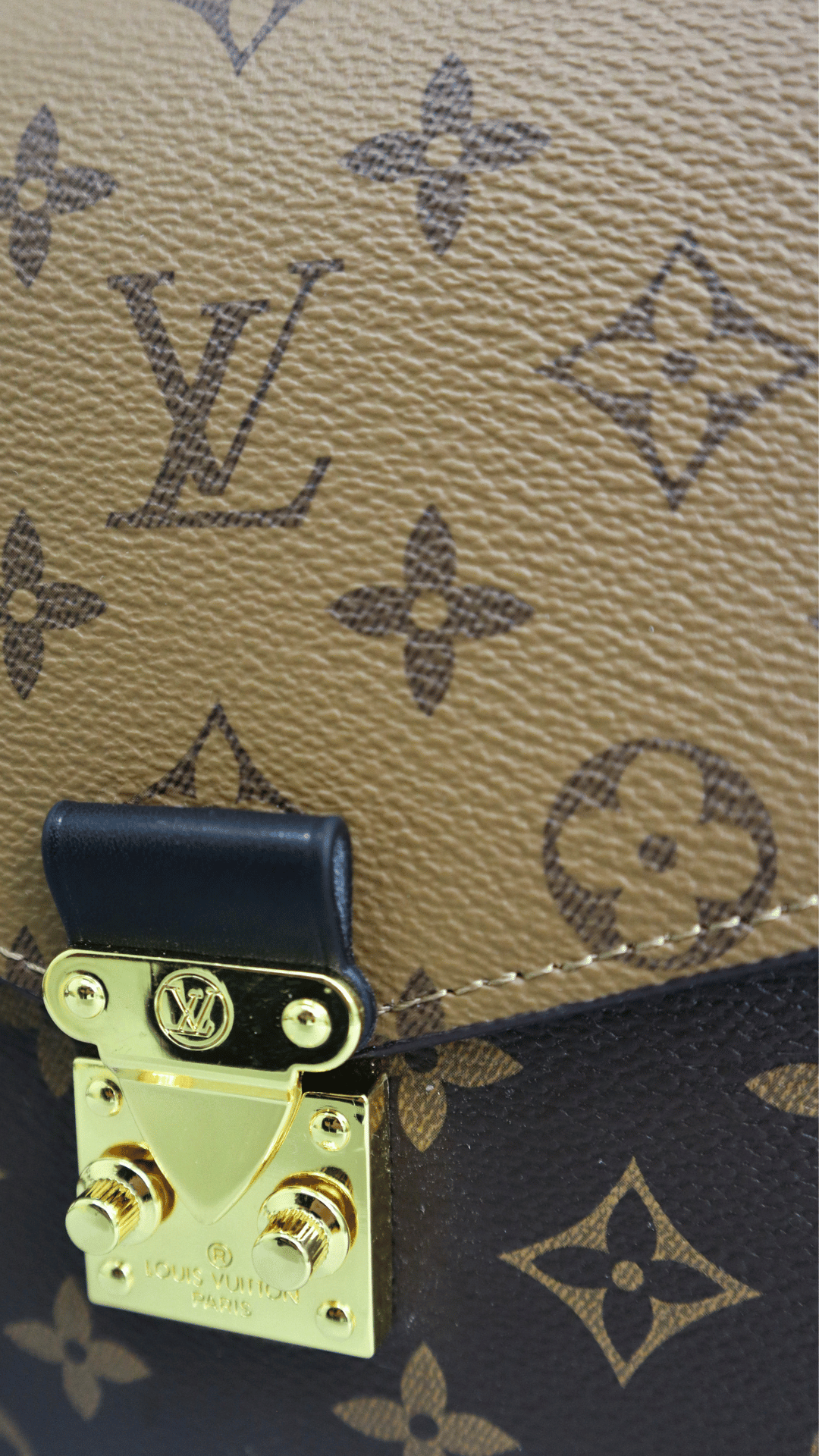 Louis Vuitton Pochette Métis Monogram Reverse Canvas