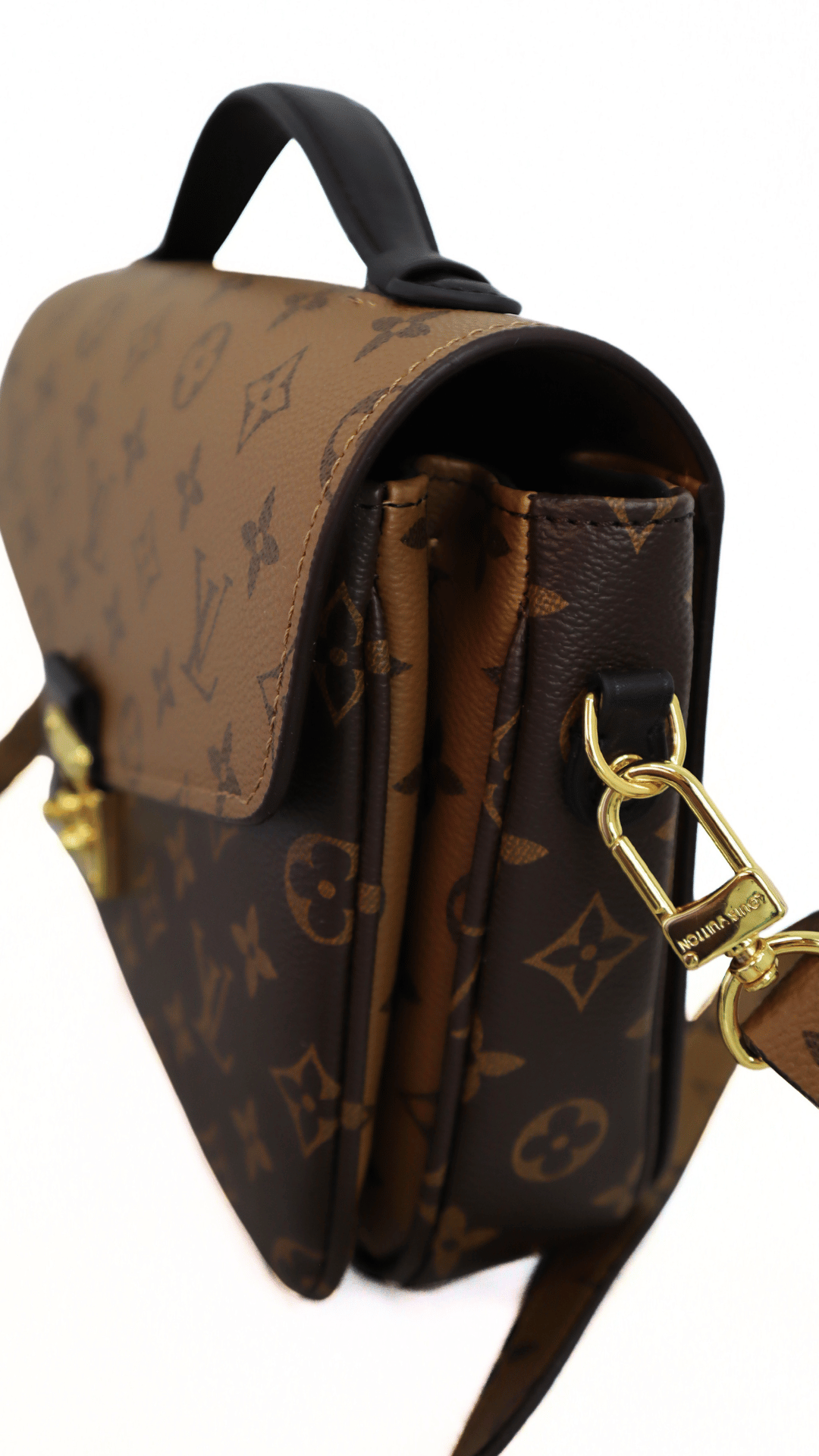 Louis Vuitton Pochette Métis Monogram Reverse Canvas