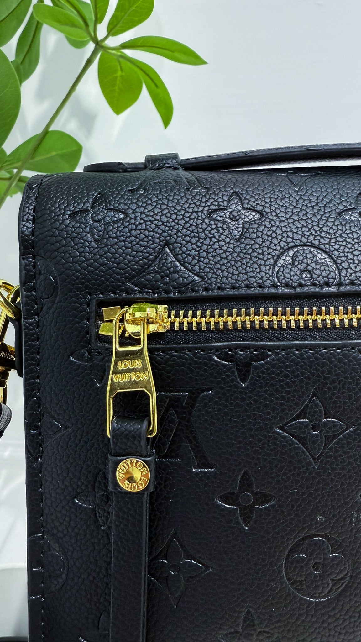 Louis Vuitton Pochette Métis Pelle Monogram Empreinte nera
