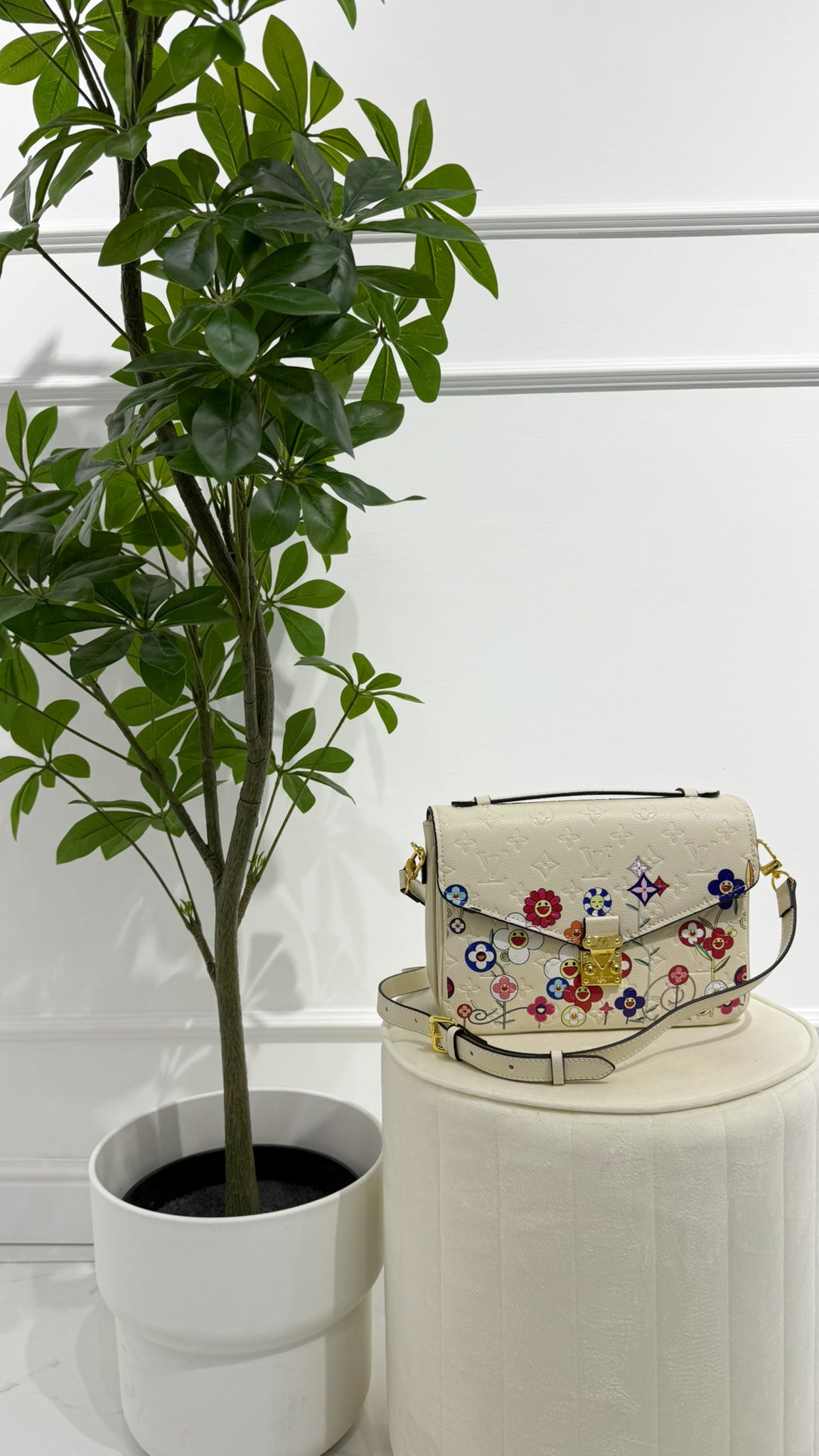 Louis Vuitton Pochette Métis Pelle Monogram Empreinte panna