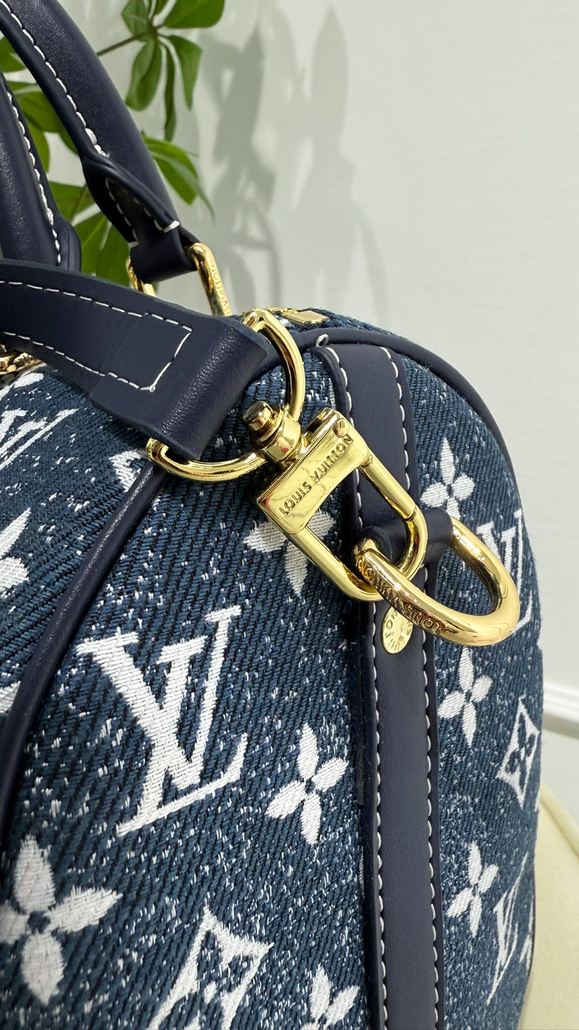 Louis Vuitton Speedy Bandouliere in denim