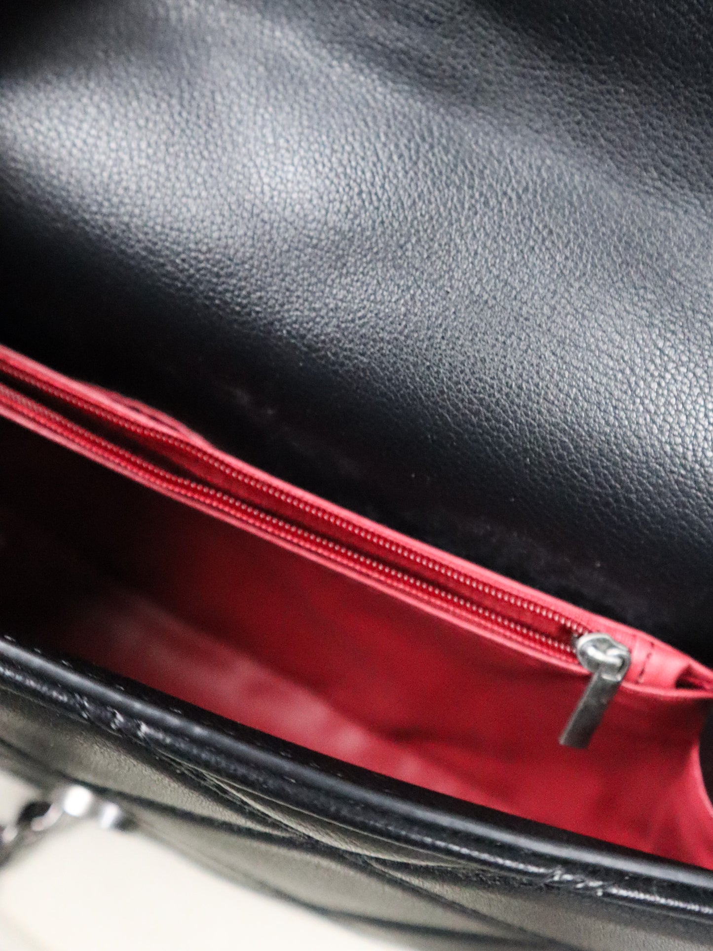 SAINT LAURENT Borsa Puffer toy nera