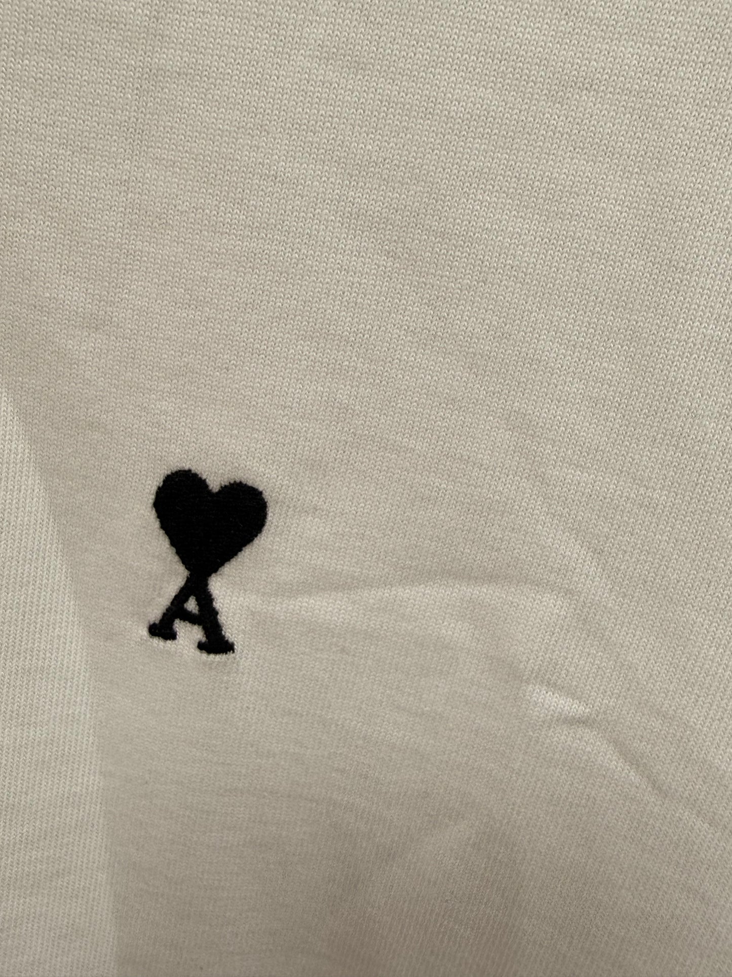 AMI PARIS Minimal Heart T-Shirt