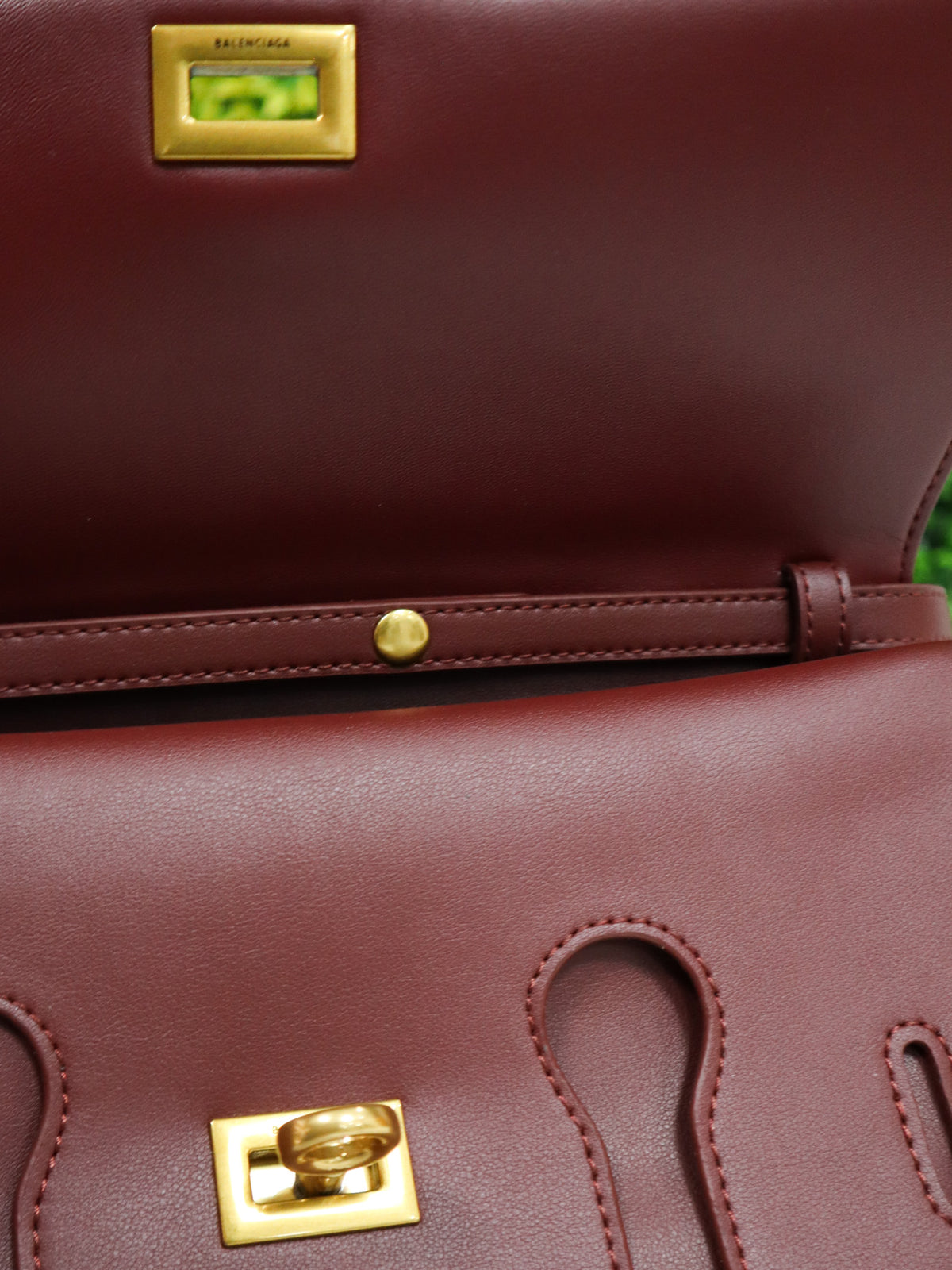 BALENCIAGA Borsa Bel Air Shoulder burgundy