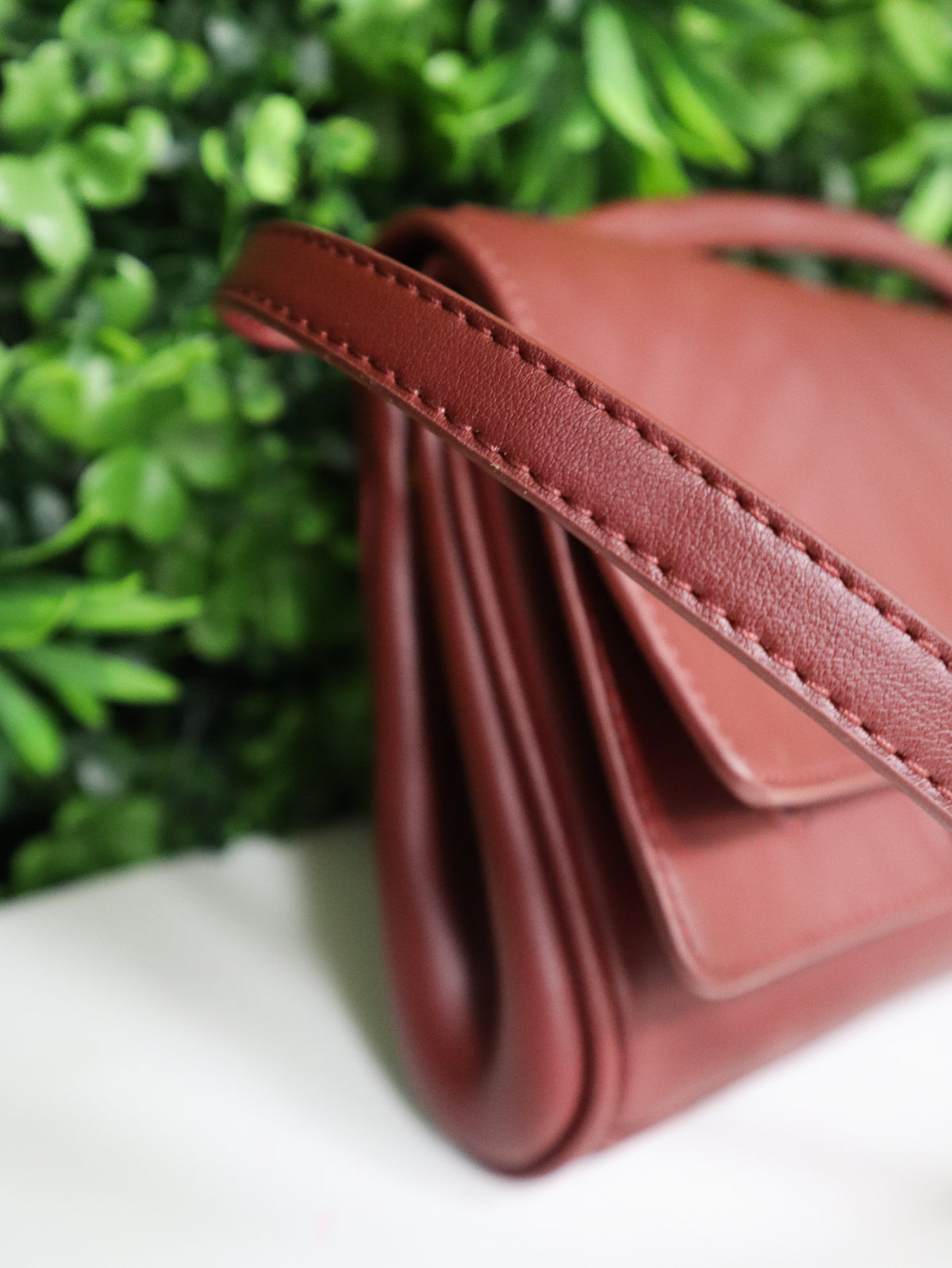 BALENCIAGA Borsa Bel Air Shoulder burgundy