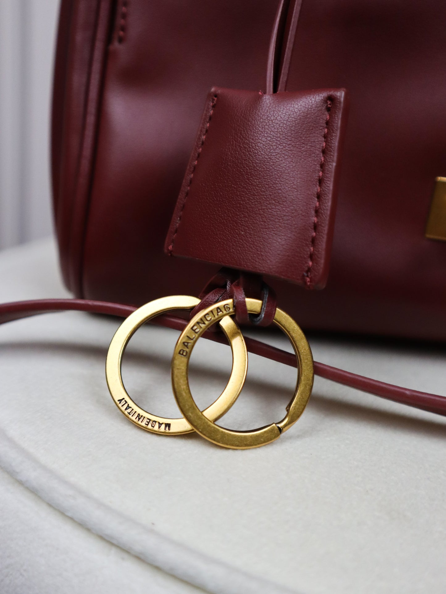 BALENCIAGA Borsa Bel Air mini Shoulder bordeaux