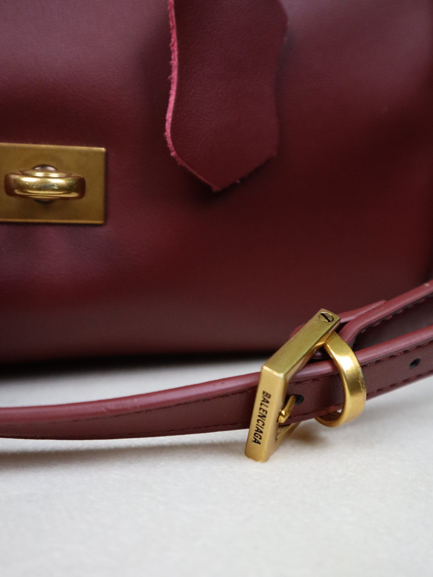 BALENCIAGA Borsa Bel Air mini Shoulder bordeaux