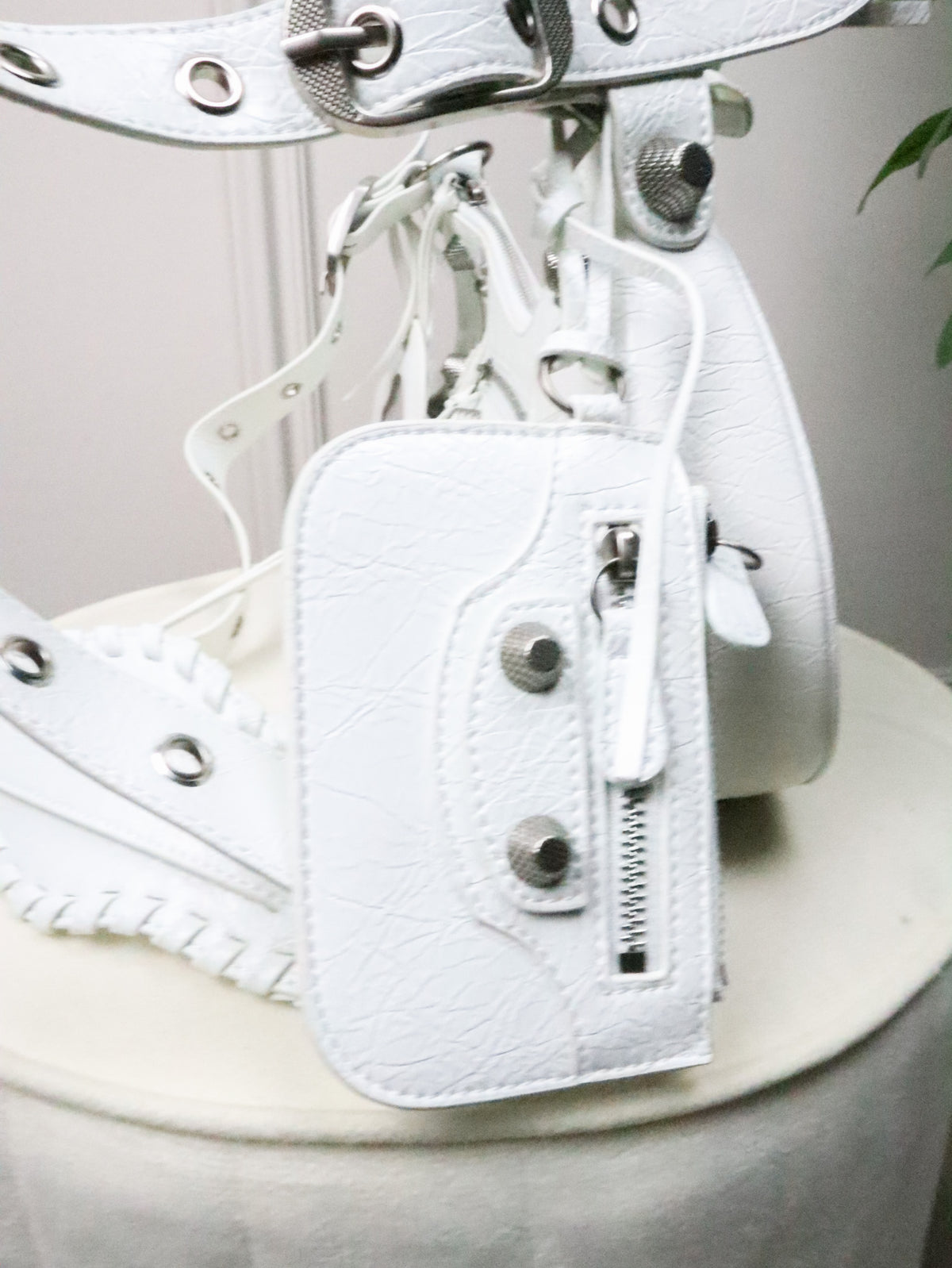 BALENCIAGA Borsa a Spalla XS Le Cagole bianca