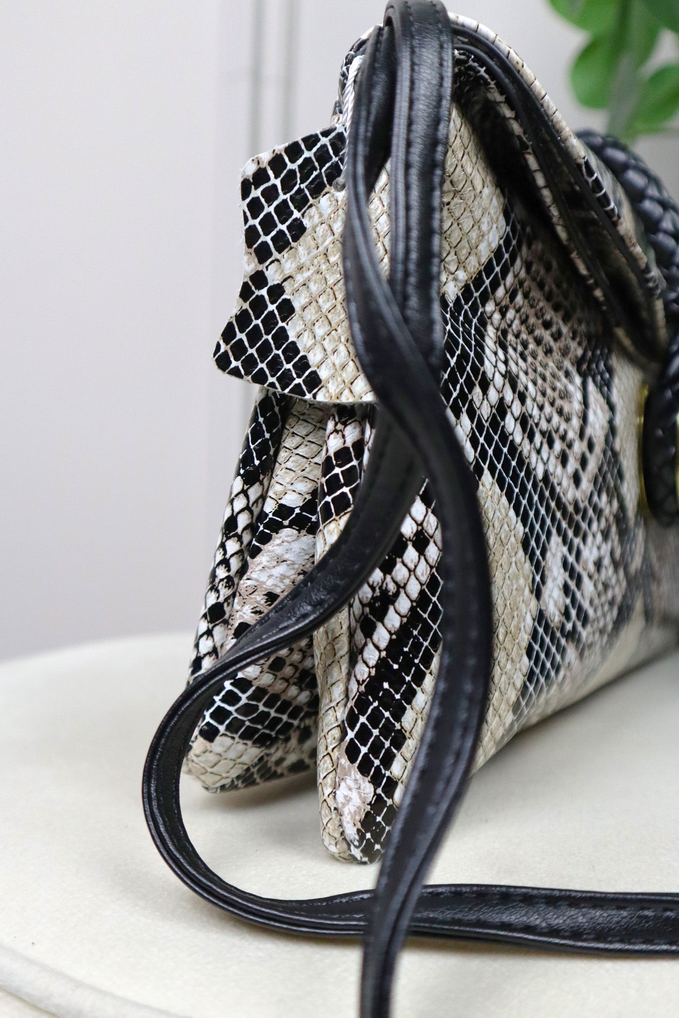 BOTTEGA VENETA Borsa Knot Lock media