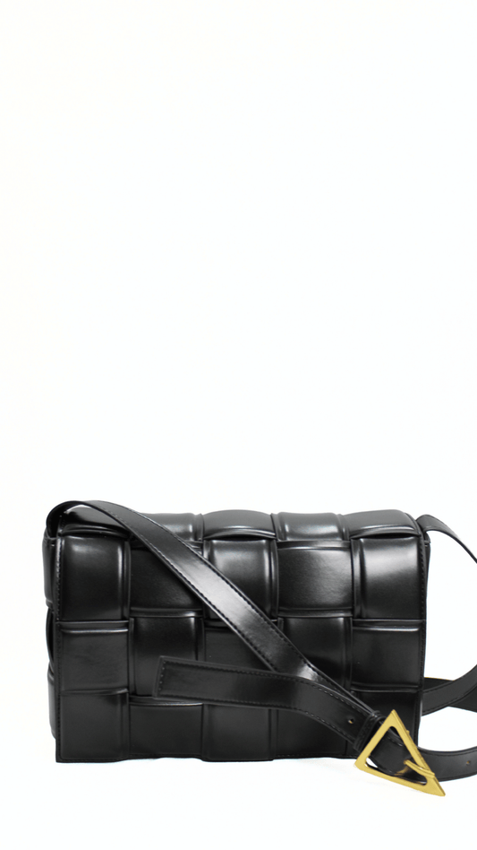 BOTTEGA VENETA Borsa a tracolla chain cassette nera