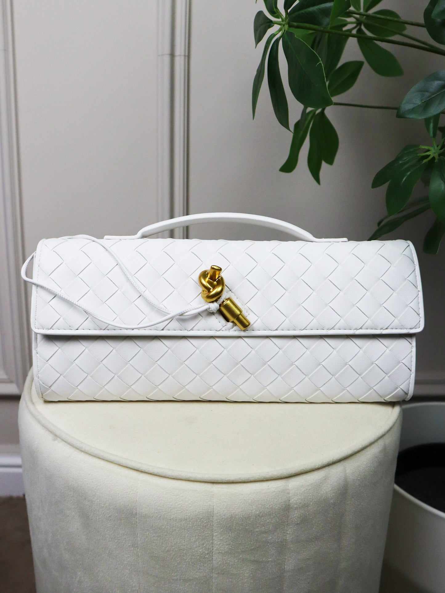 BOTTEGA VENETA Pochette Andiamo Clutch bianca