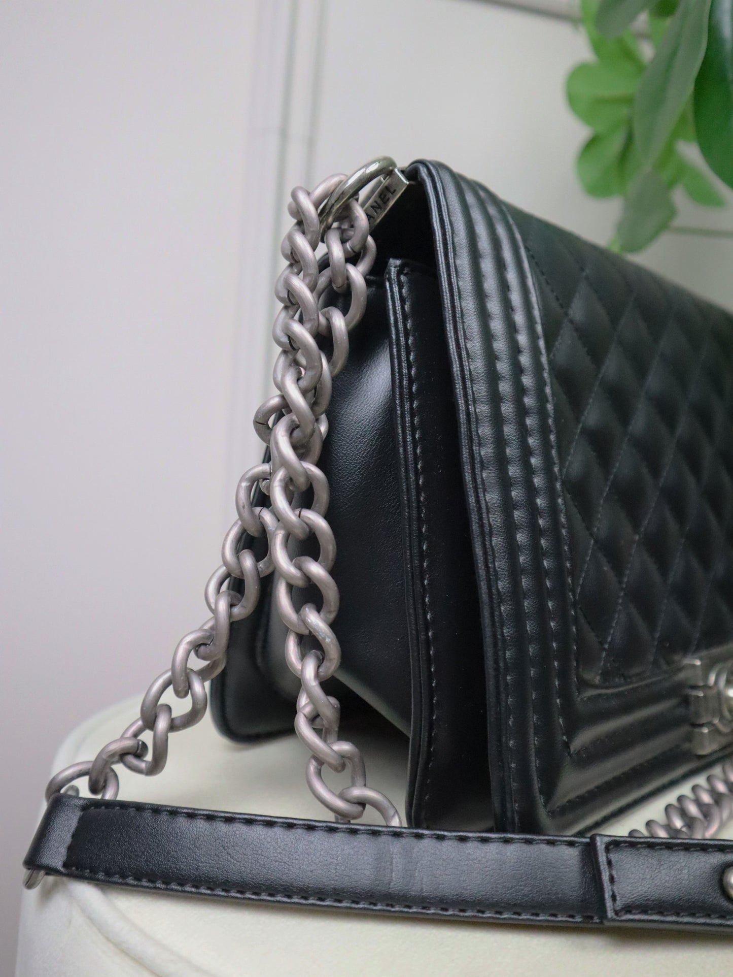 CHANEL Borsa Boy nera