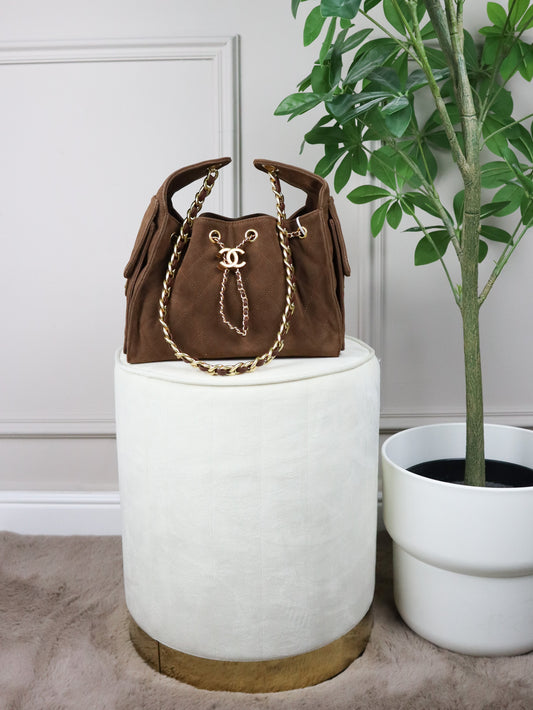 CHANEL Borsa a secchiello marrone