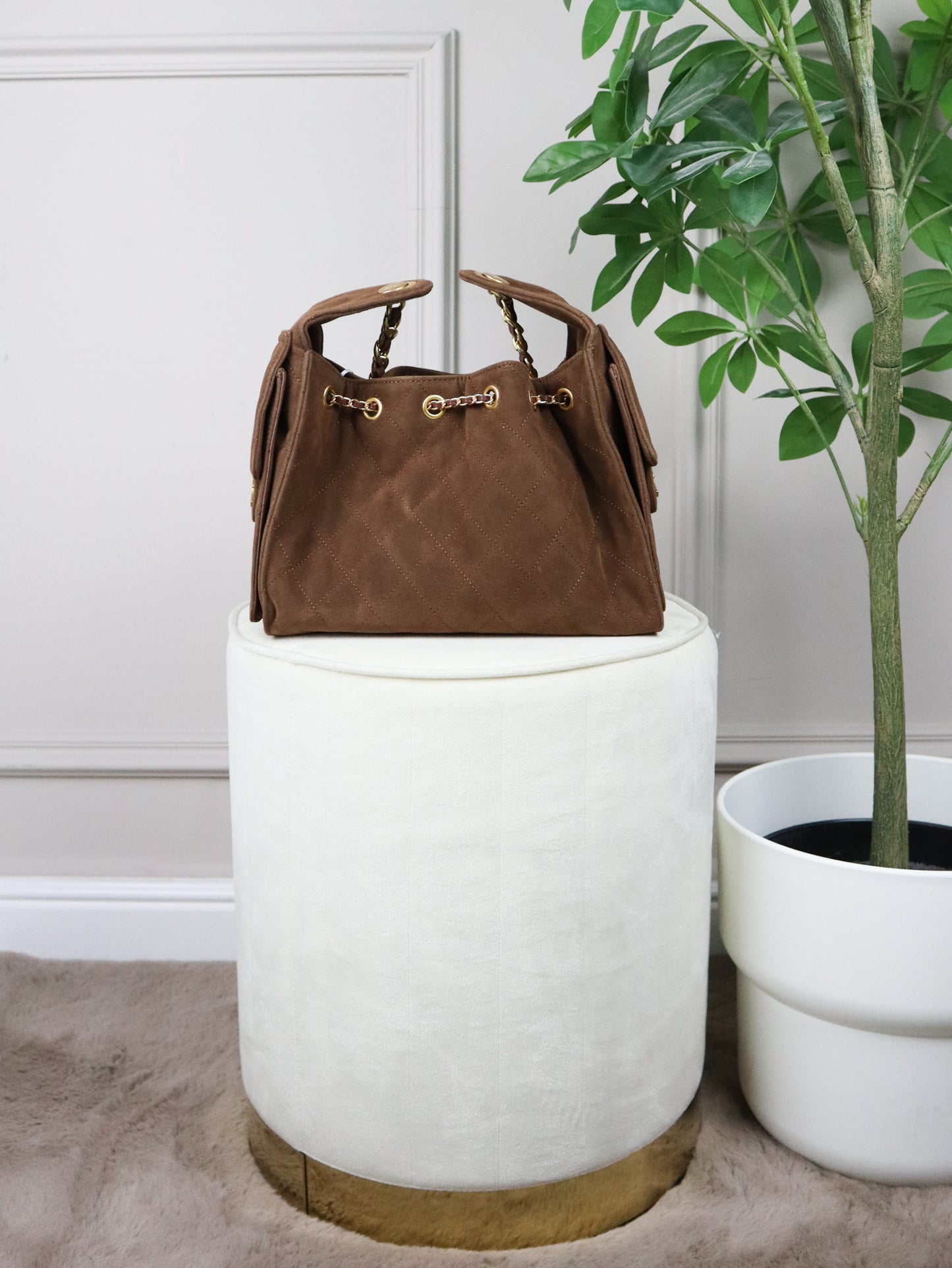 CHANEL Borsa a secchiello marrone