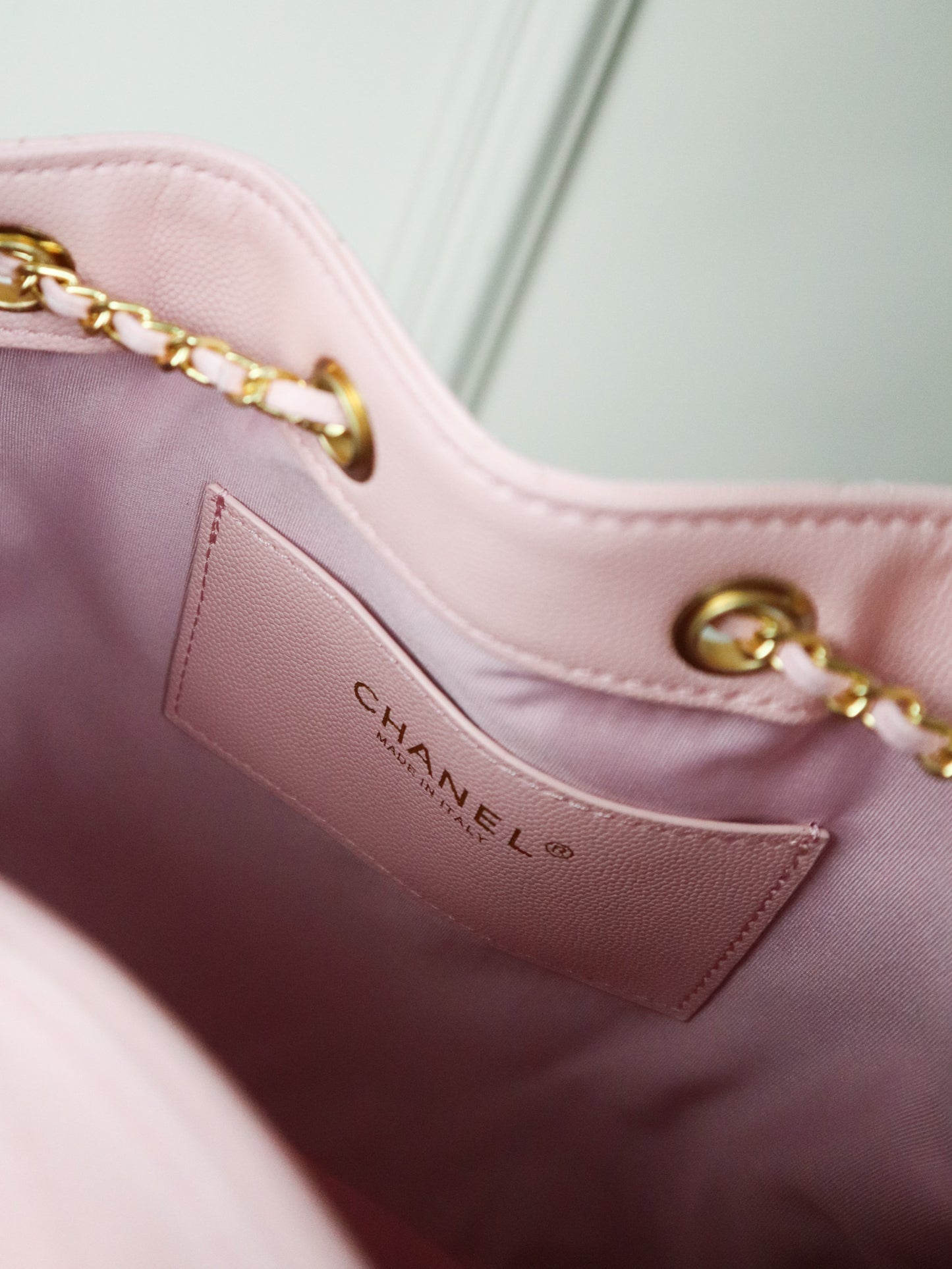 CHANEL Borsa a secchiello rosa