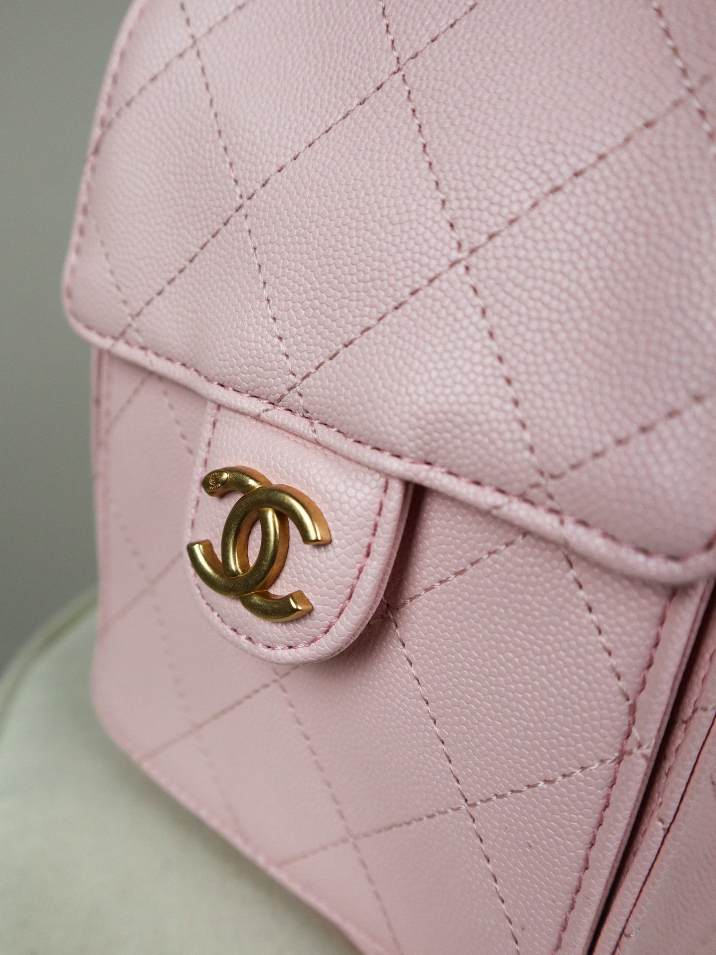 CHANEL Borsa a secchiello rosa