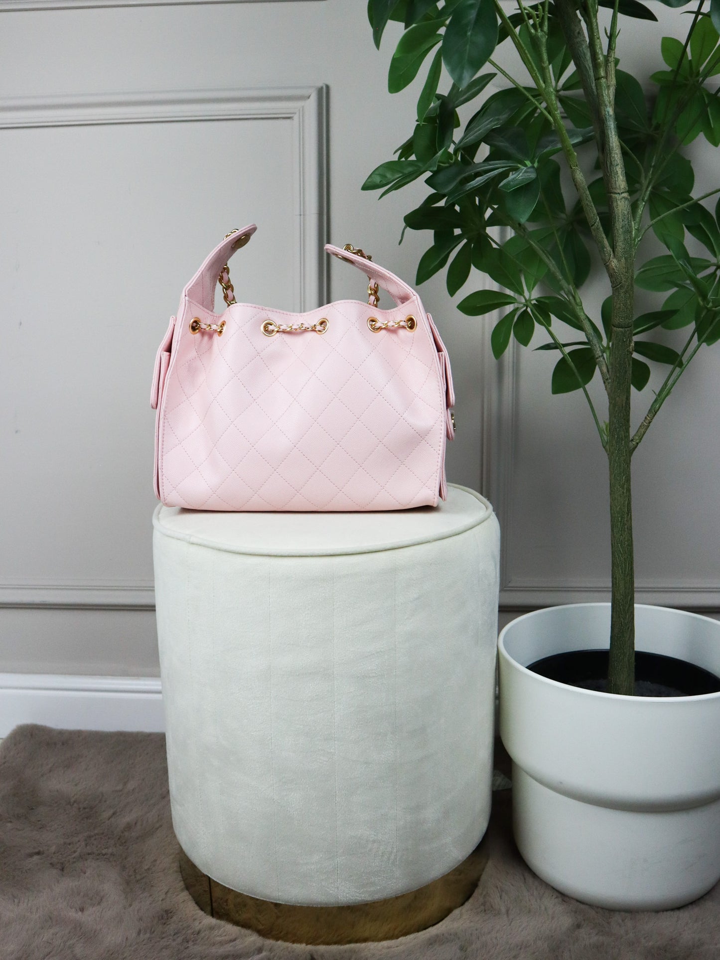 CHANEL Borsa a secchiello rosa