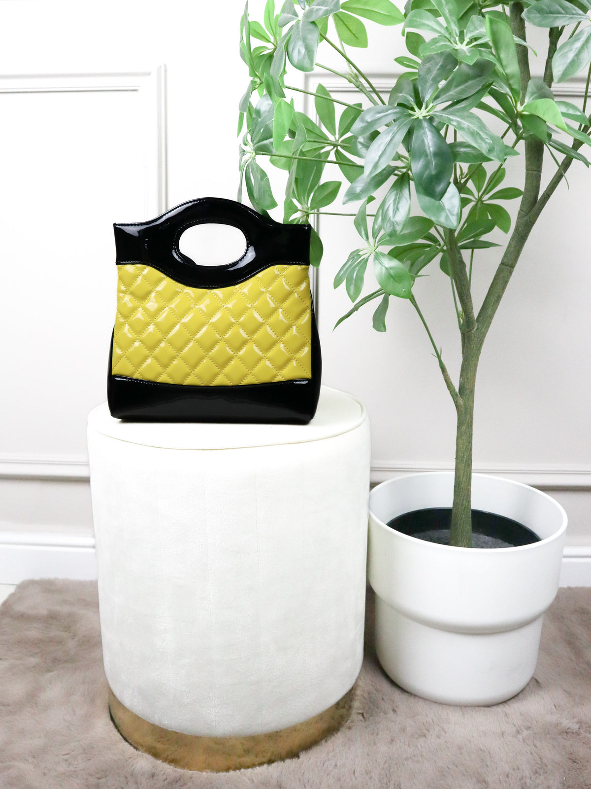 CHANEL Borsa a spalla gialla