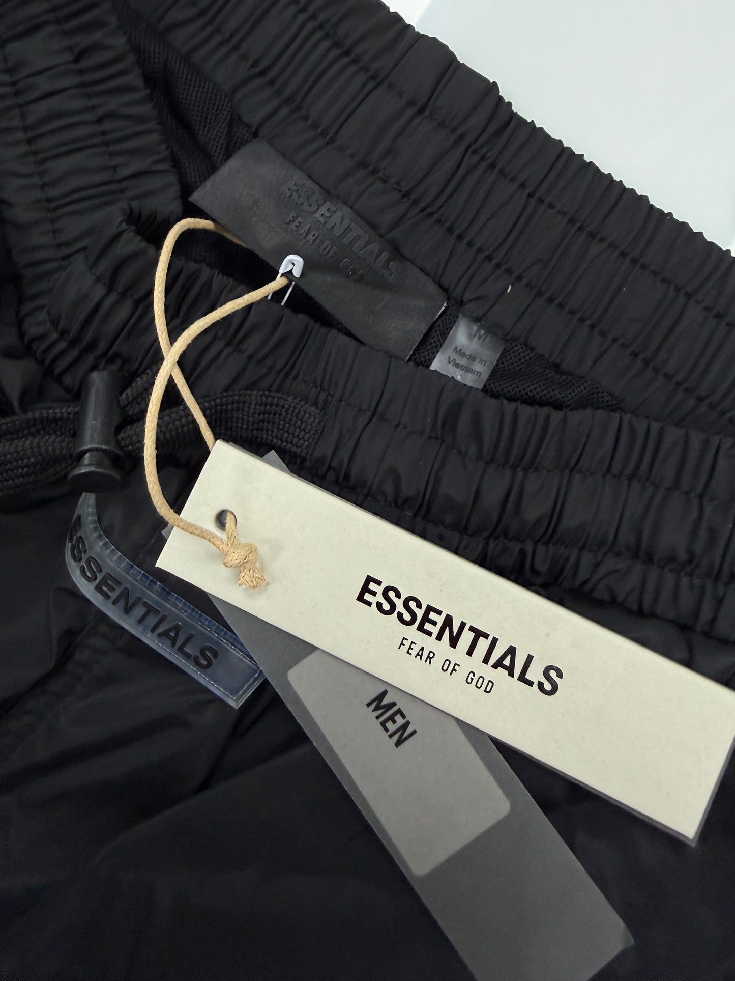 ESSENTIALS Costume nero