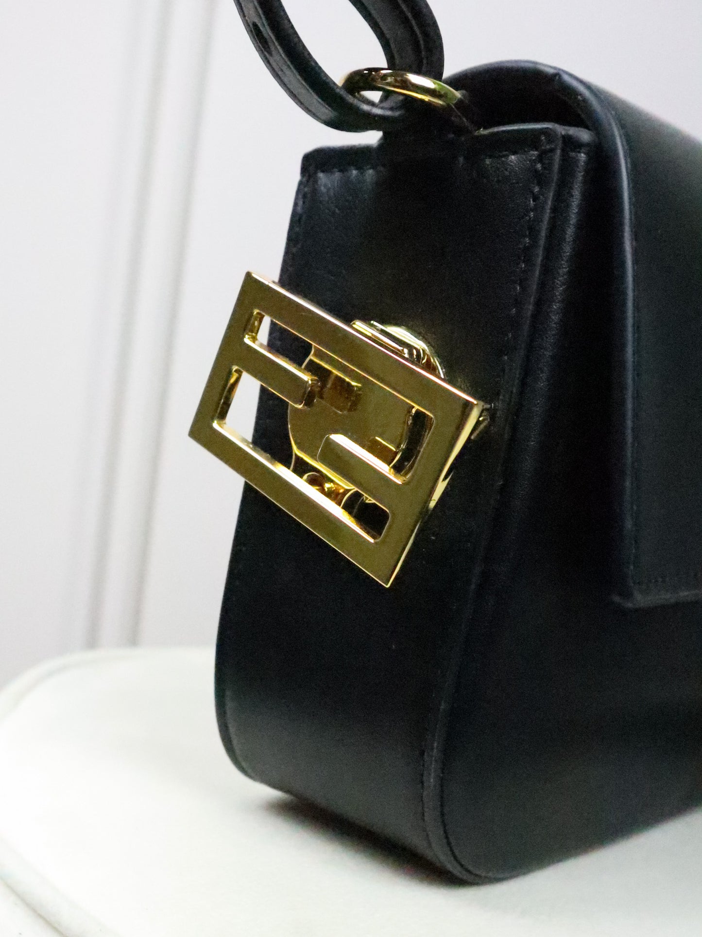 FENDI Borsa Baguette nera