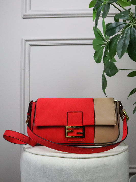 FENDI Borsa Baguette rossa e beige