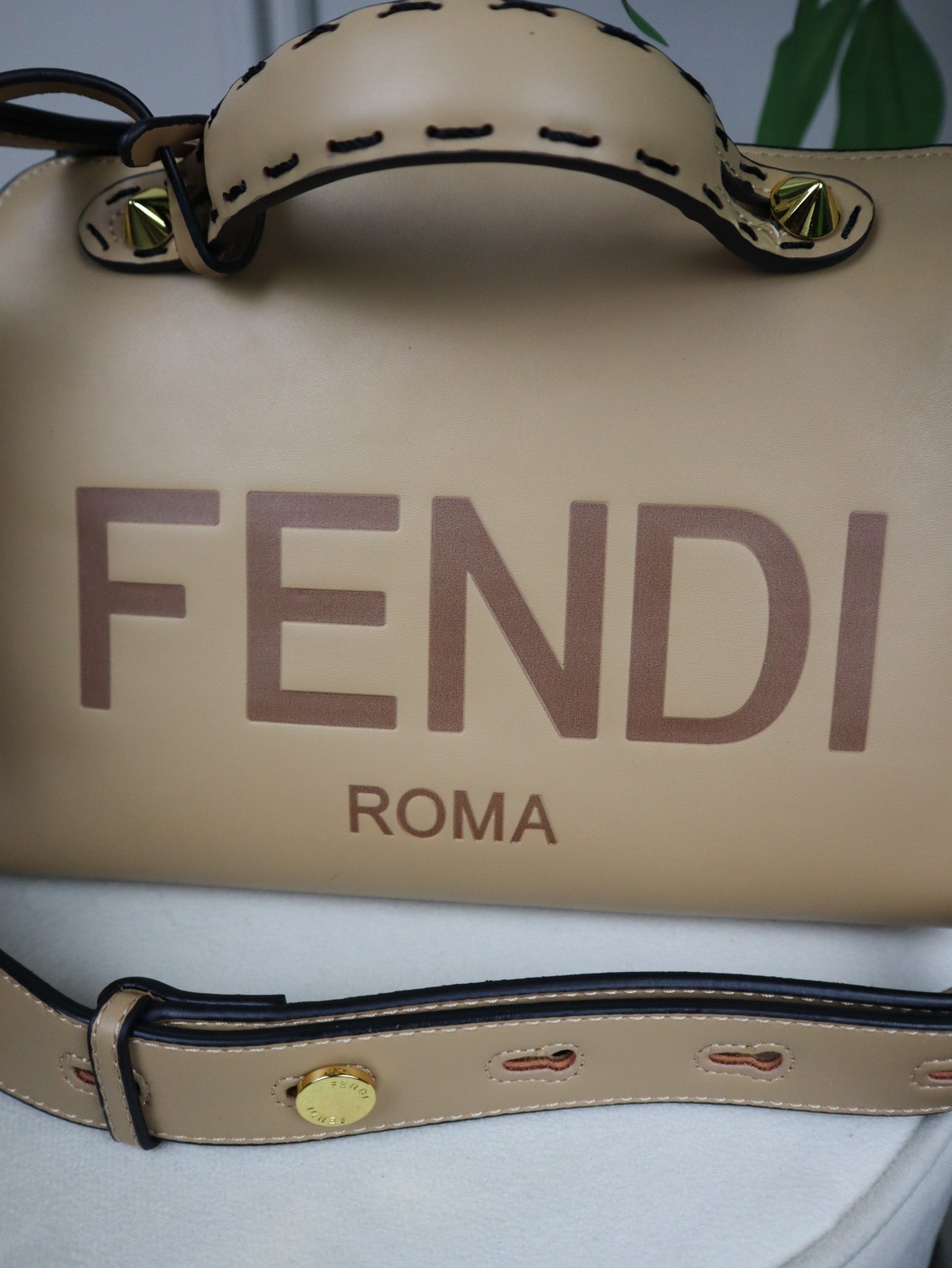 FENDI Borsa Bytheway Boston beige