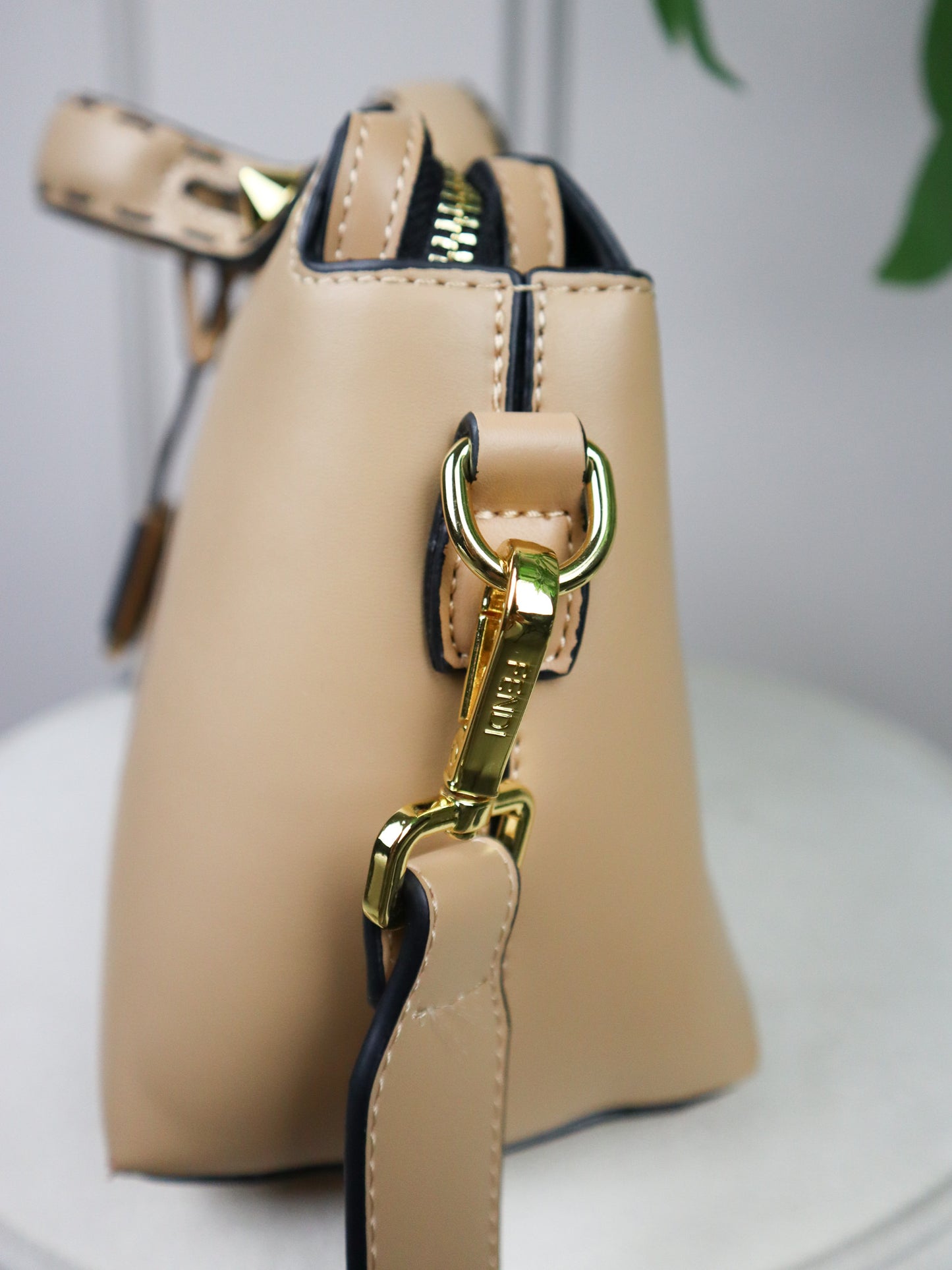 FENDI Borsa Bytheway Boston beige