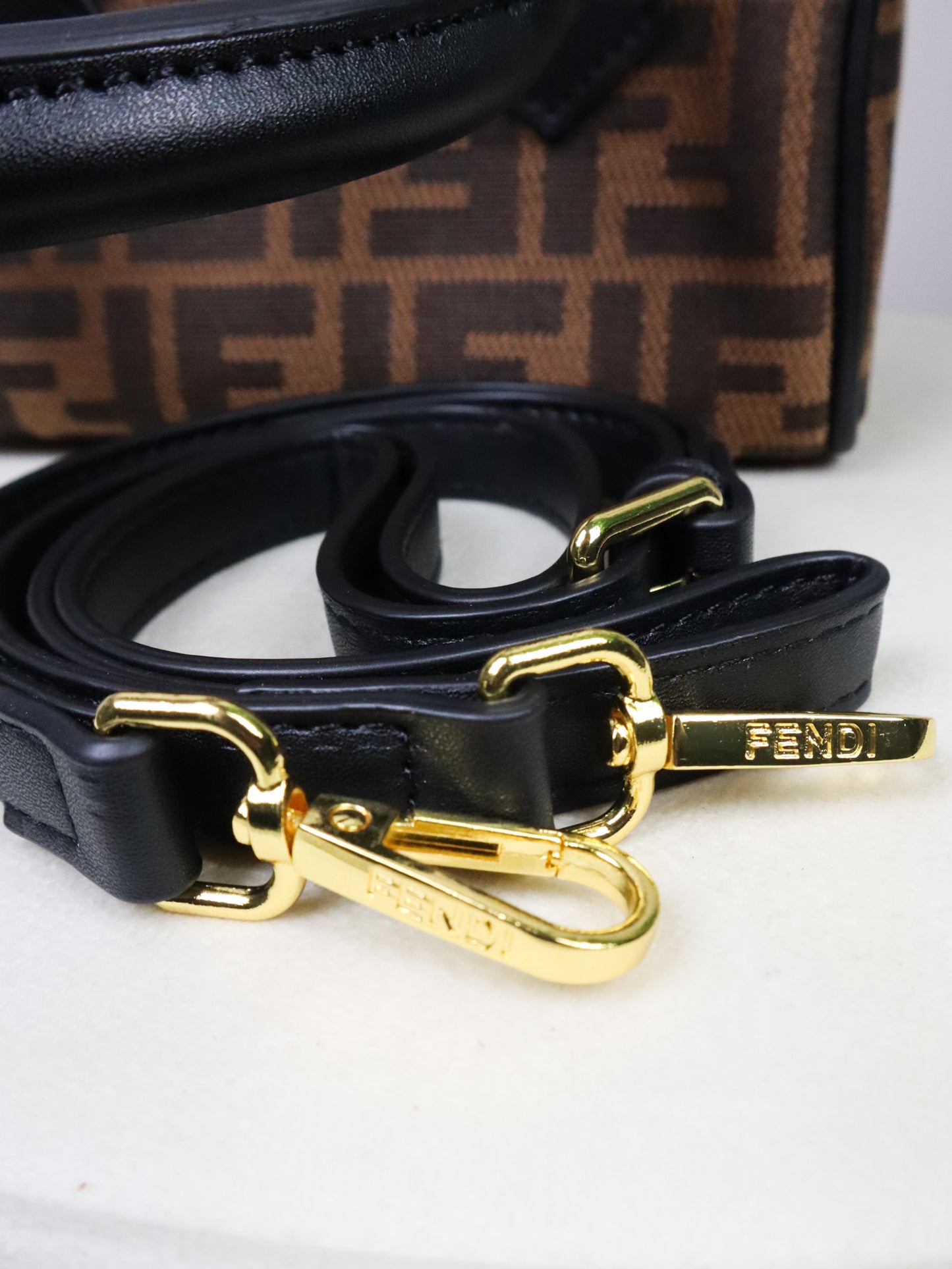 FENDI Borsa Zucca FF Mini Boston
