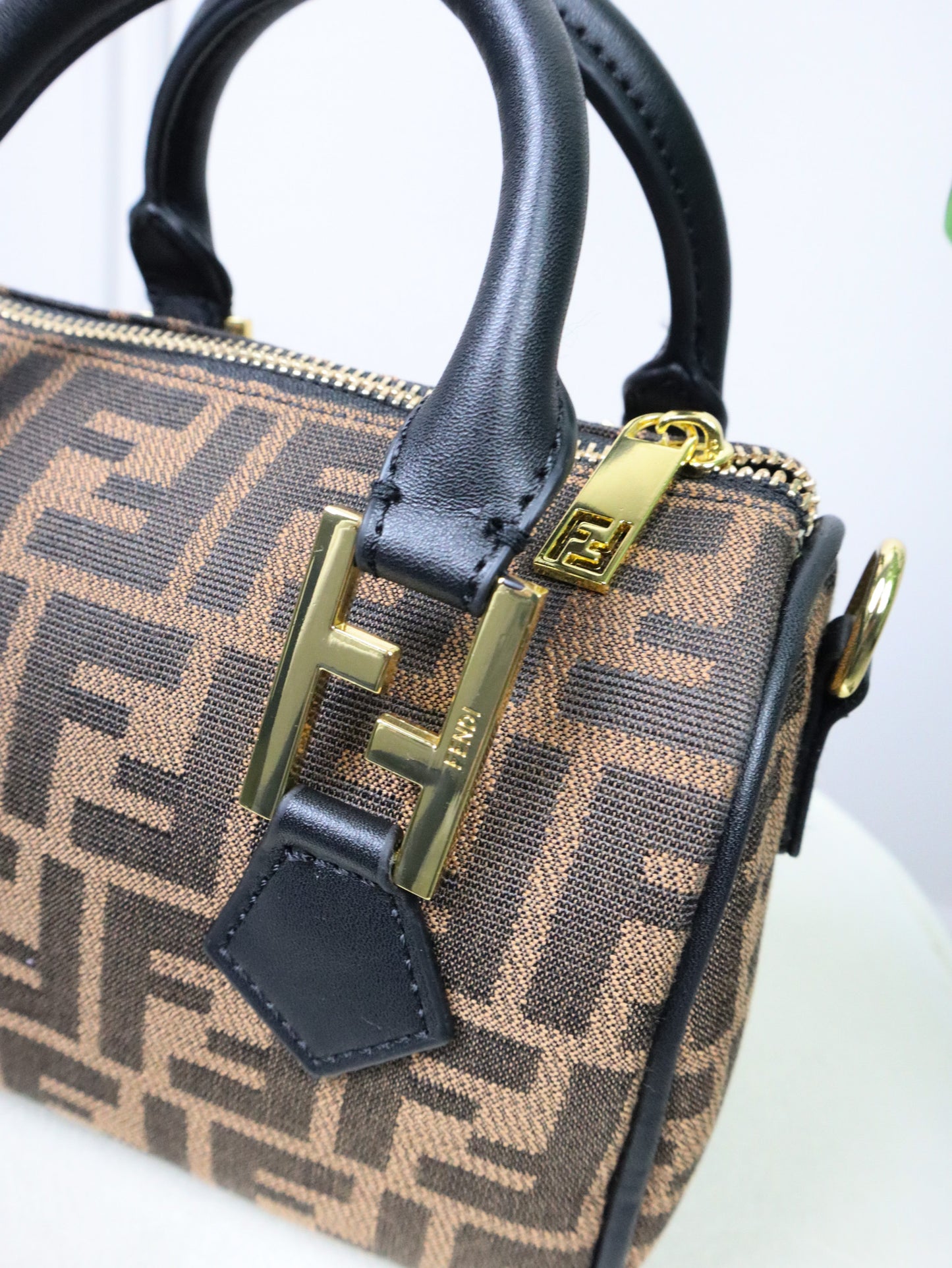 FENDI Borsa Zucca FF Mini Boston