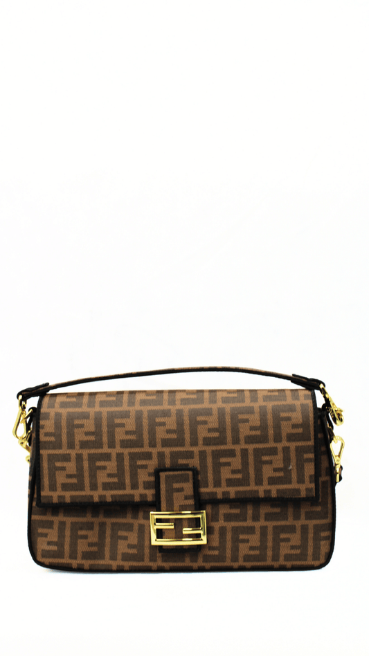 FENDI Borsa grande Baguette con finiture nere