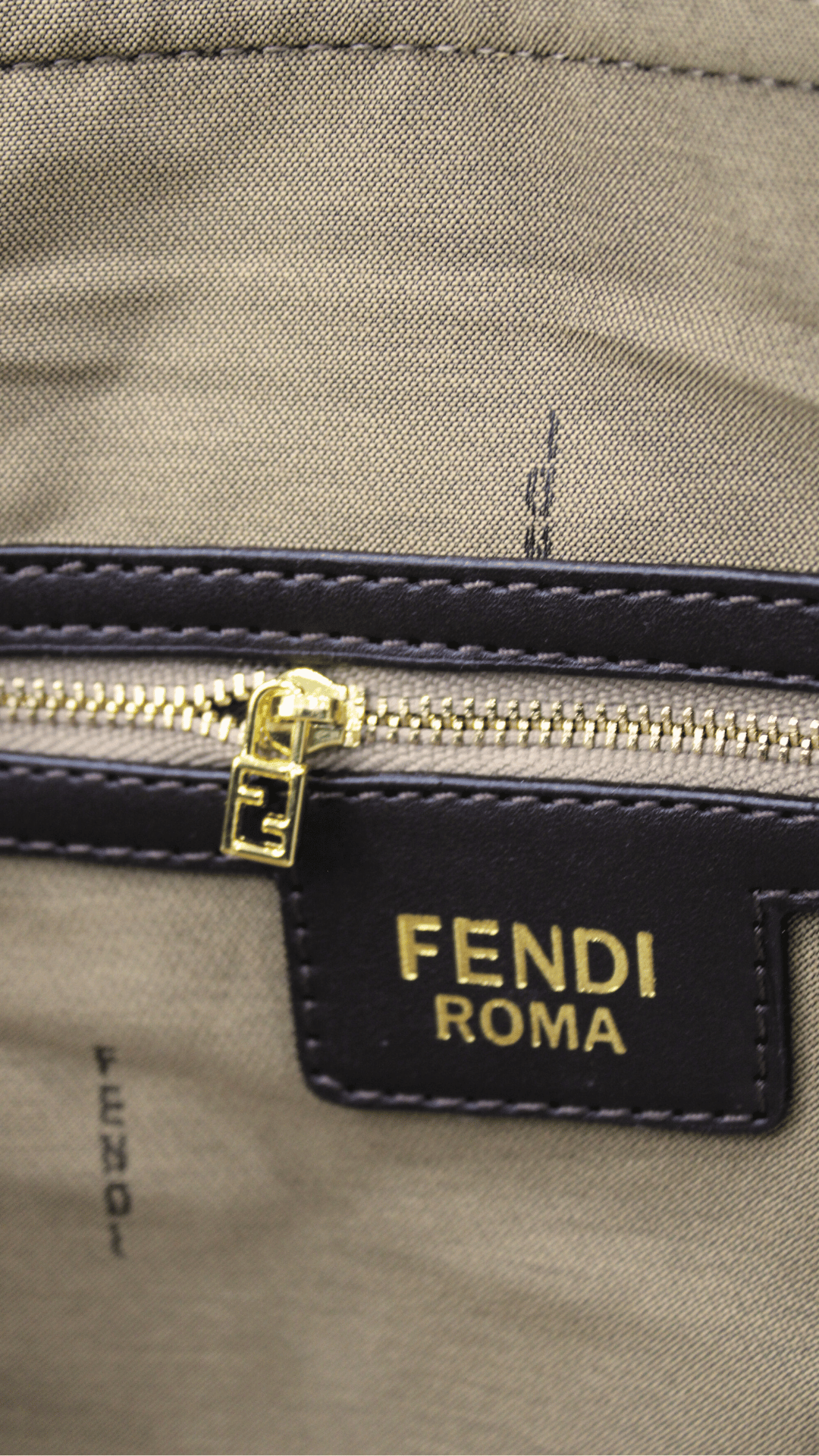 FENDI Large Duffle marrone