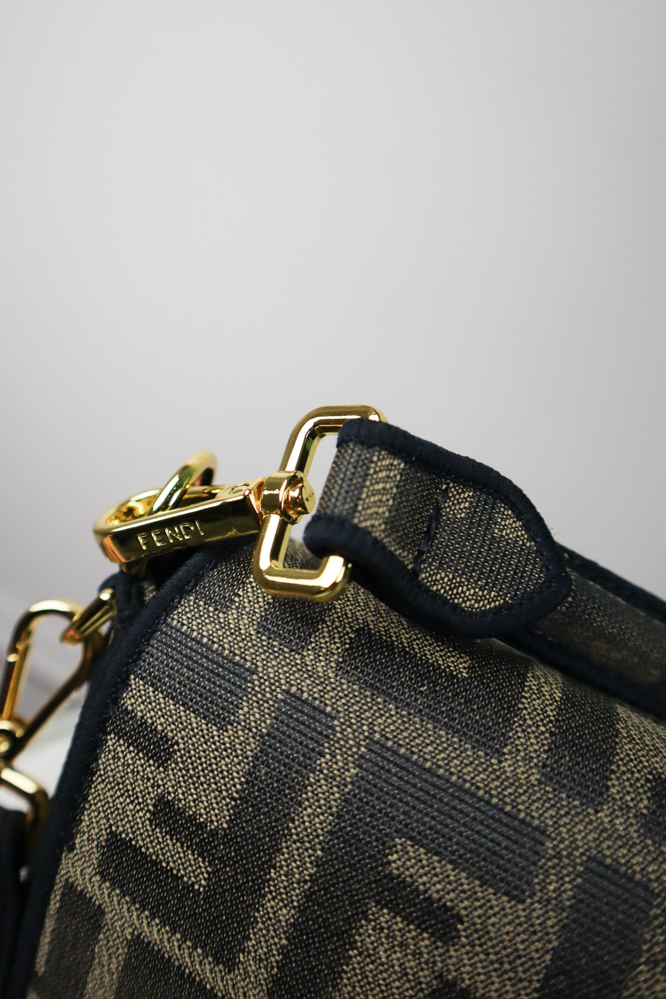 FENDI Baguette Chain Midi