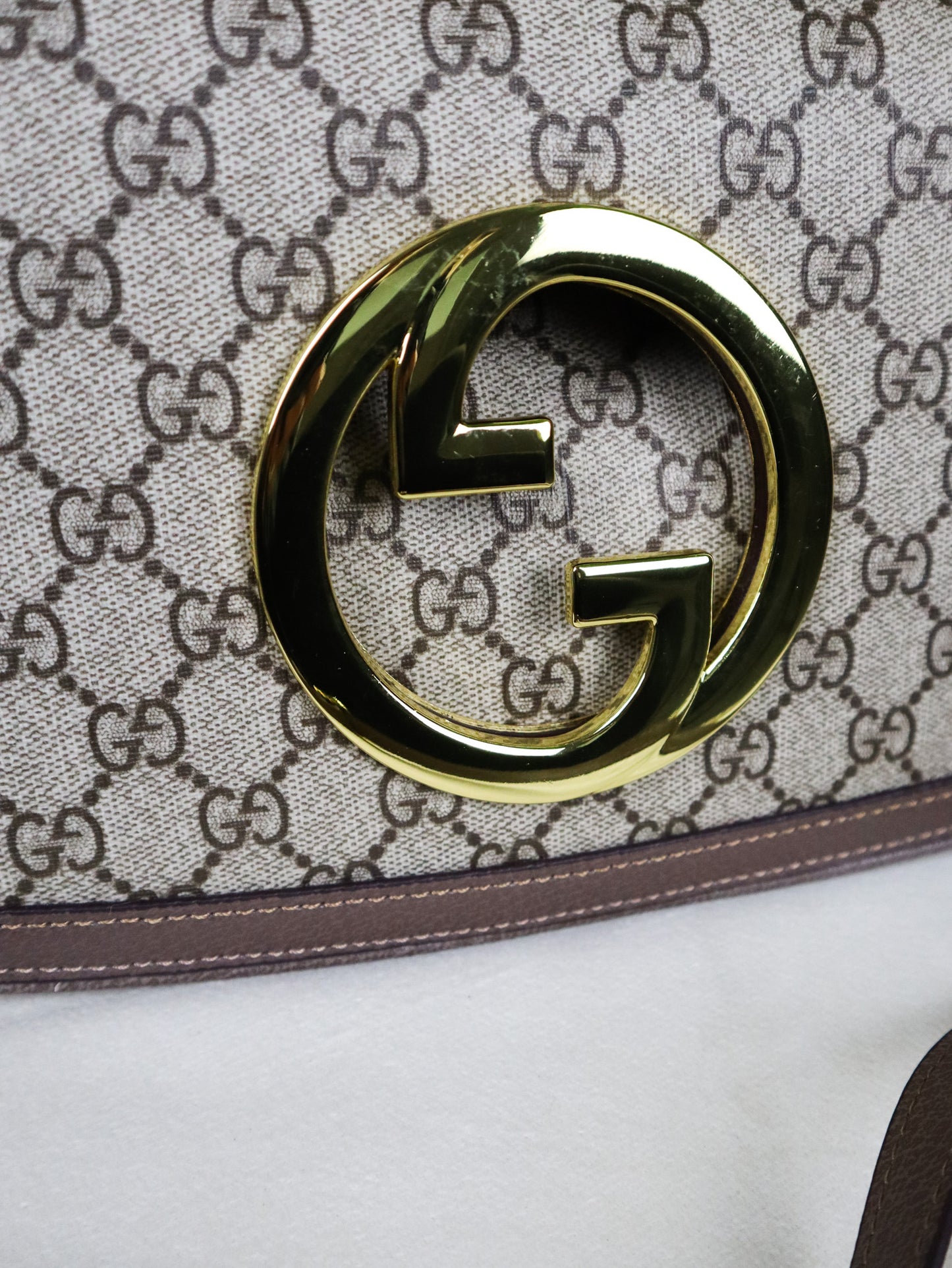 GUCCI Borsa GG Supreme Blondie Shoulder