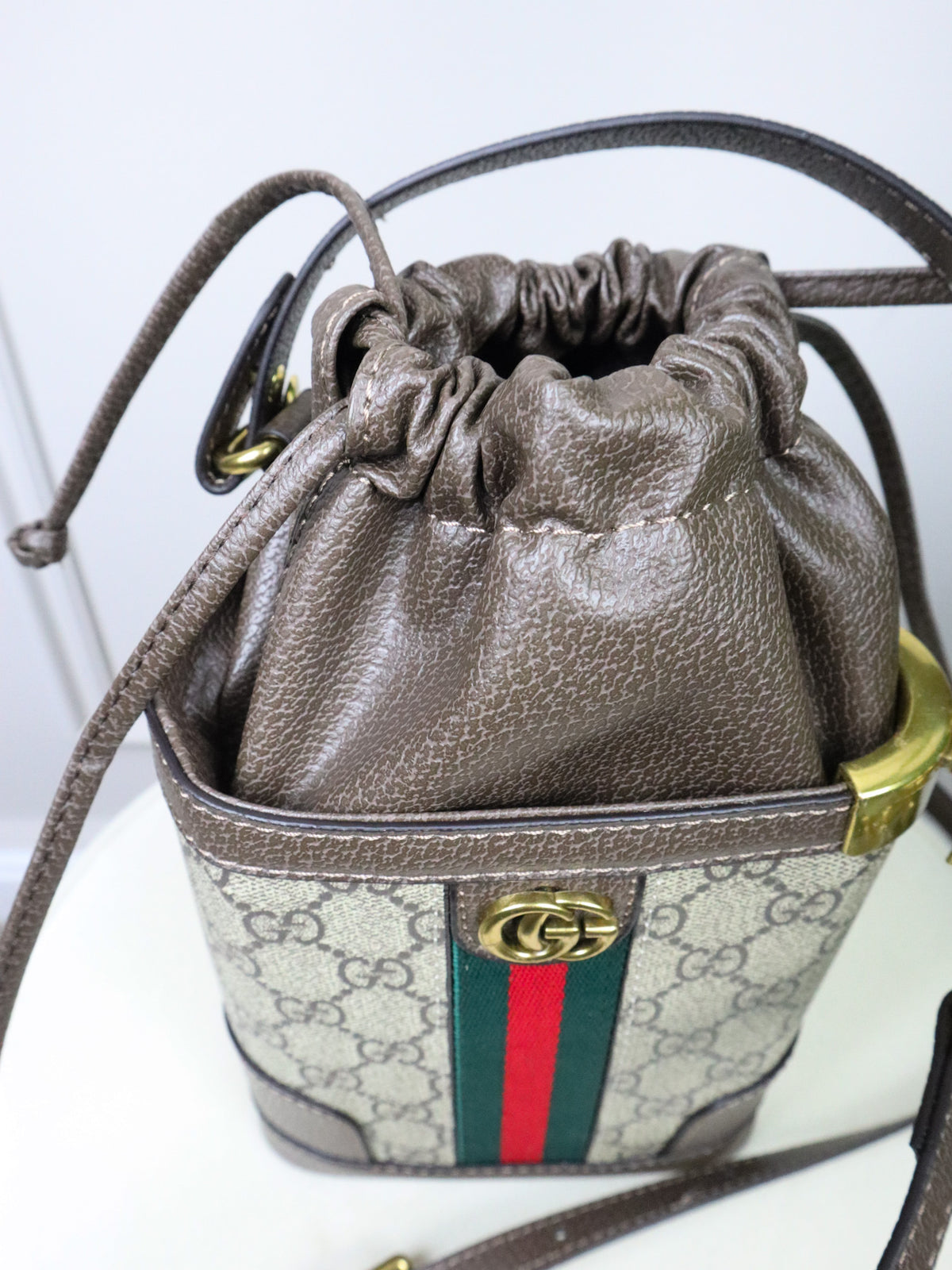 GUCCI Borsa Ophidia GG Supreme Mini Bucket