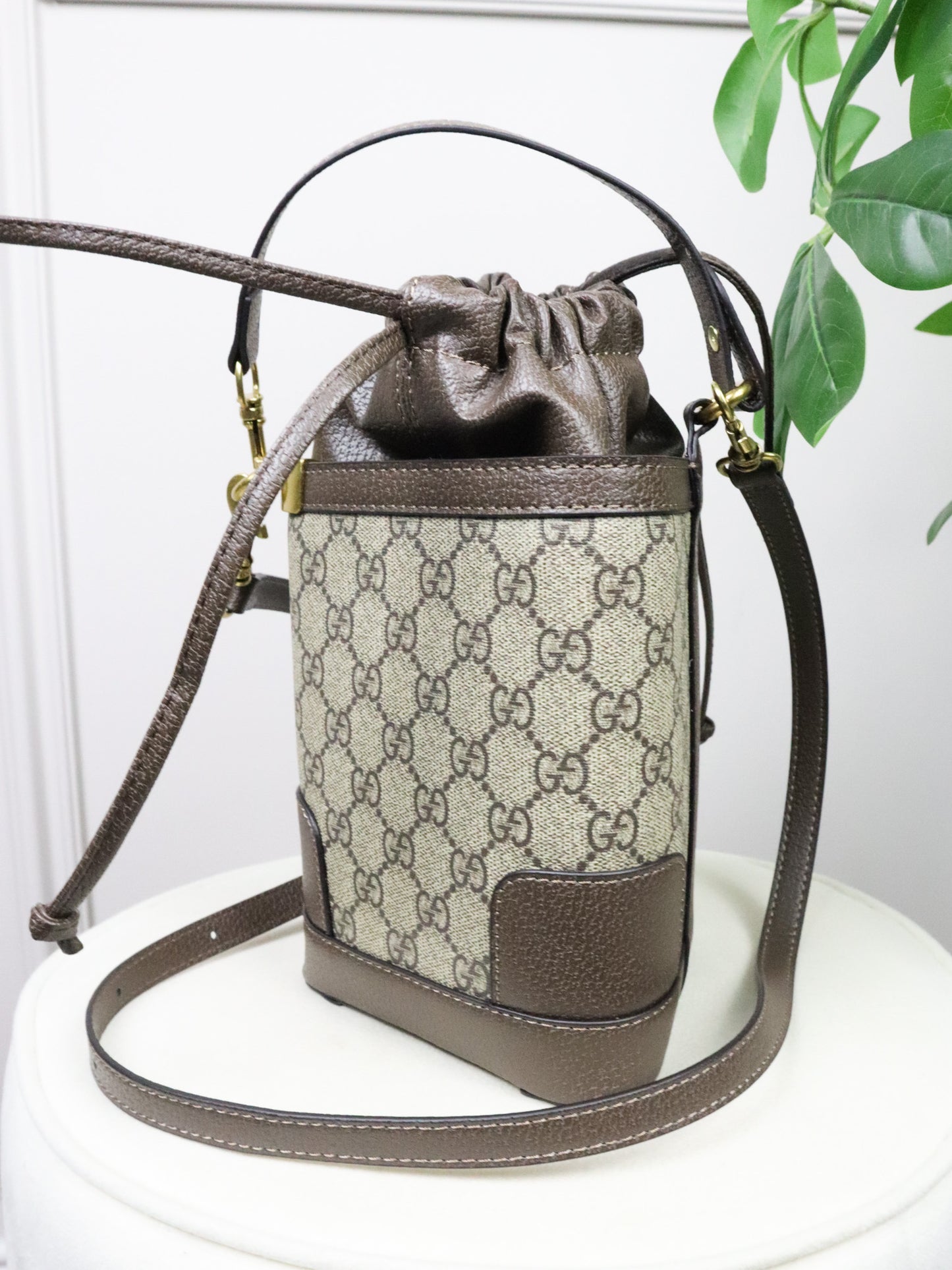 GUCCI Borsa Ophidia GG Supreme Mini Bucket