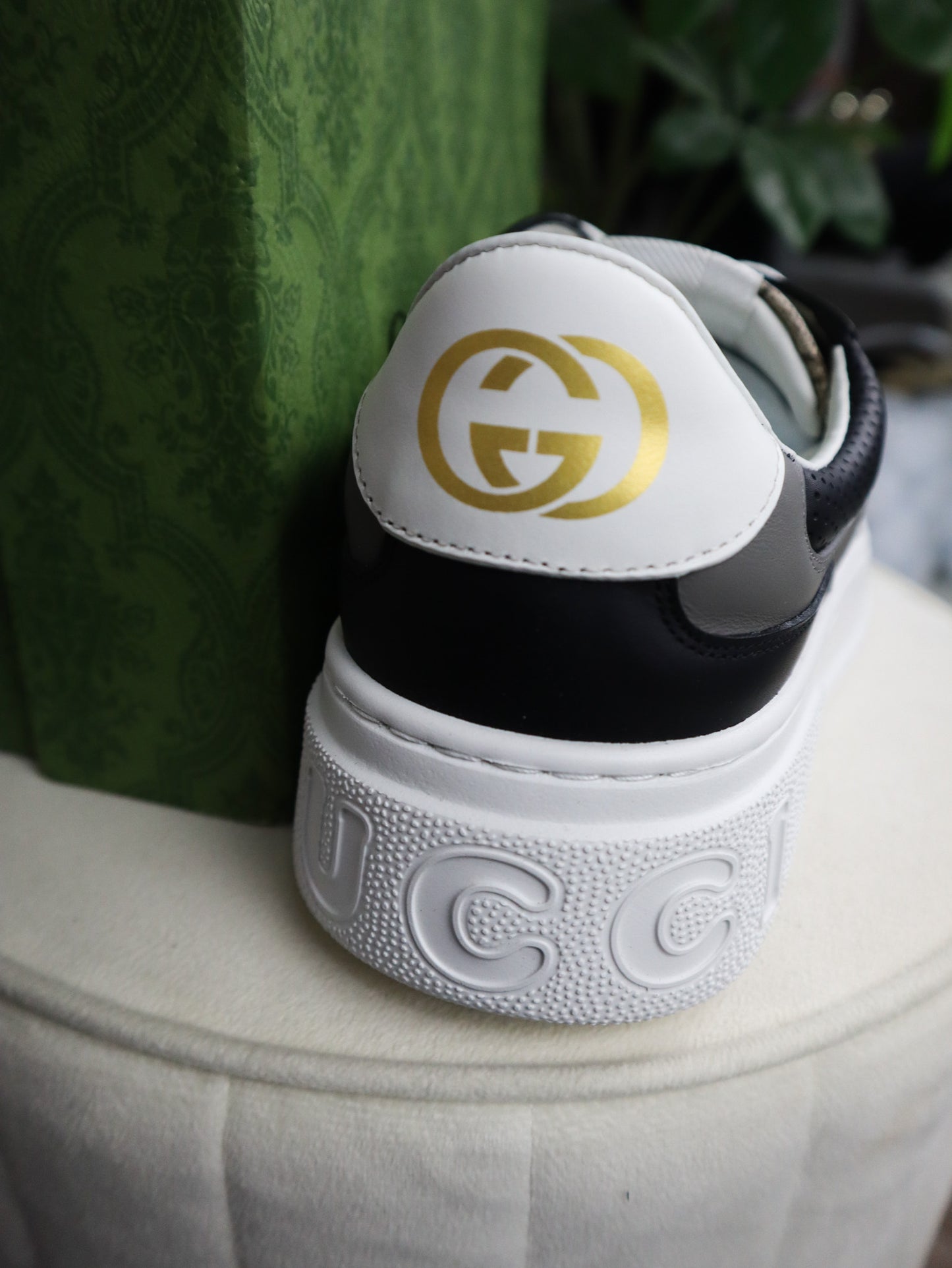 GUCCI Scarpe GG Supreme Sneaker Beige Ebano