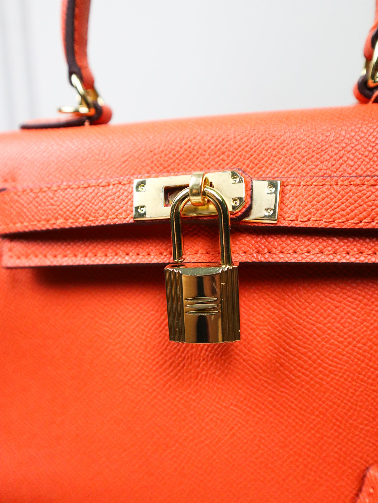 HERMES Borsa Kelly arancione